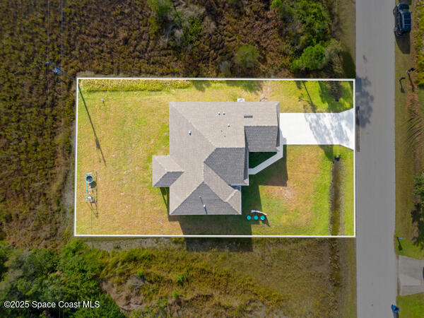 1066 Towhlen Street SE