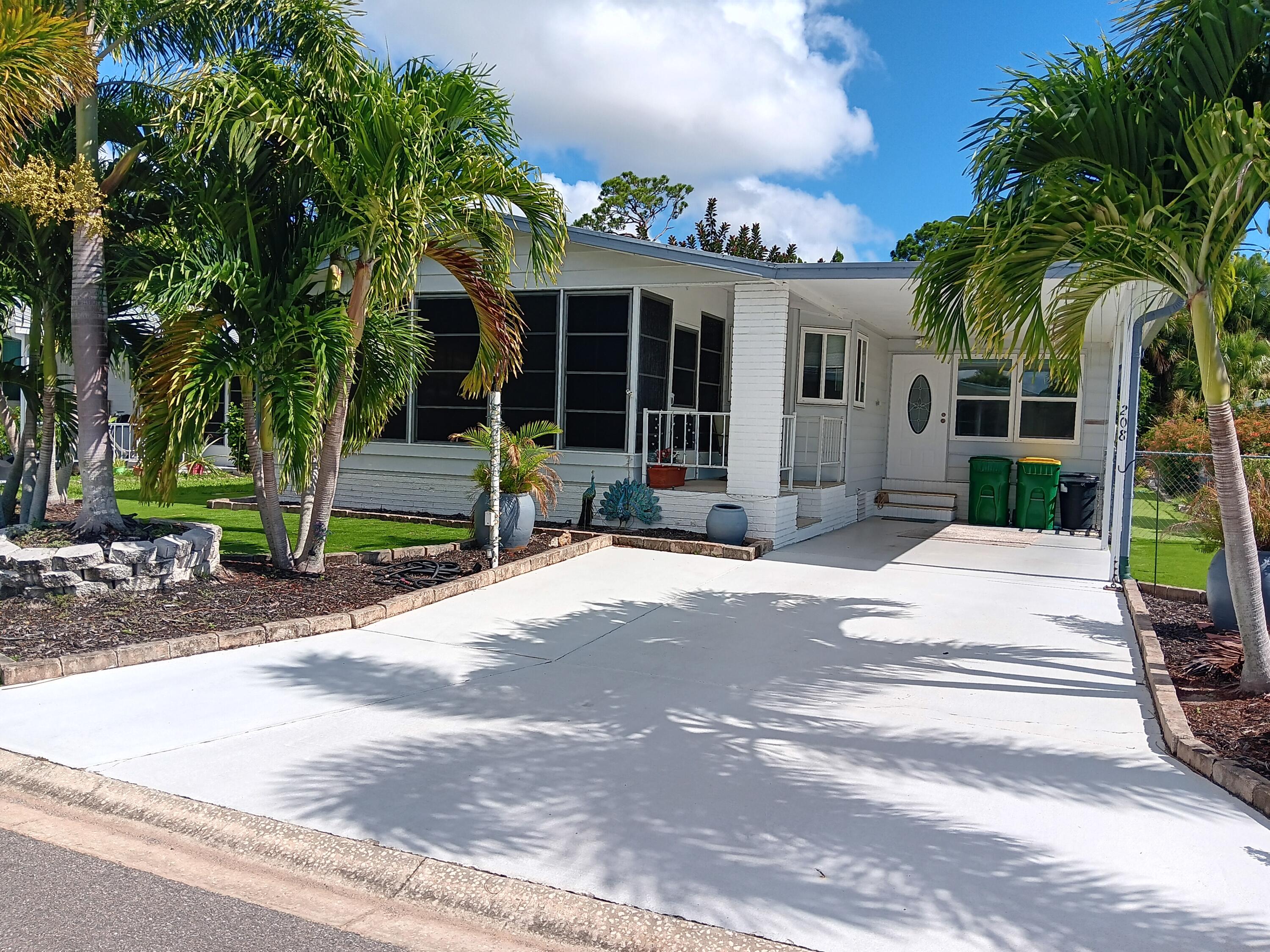 208 Kiwi Drive