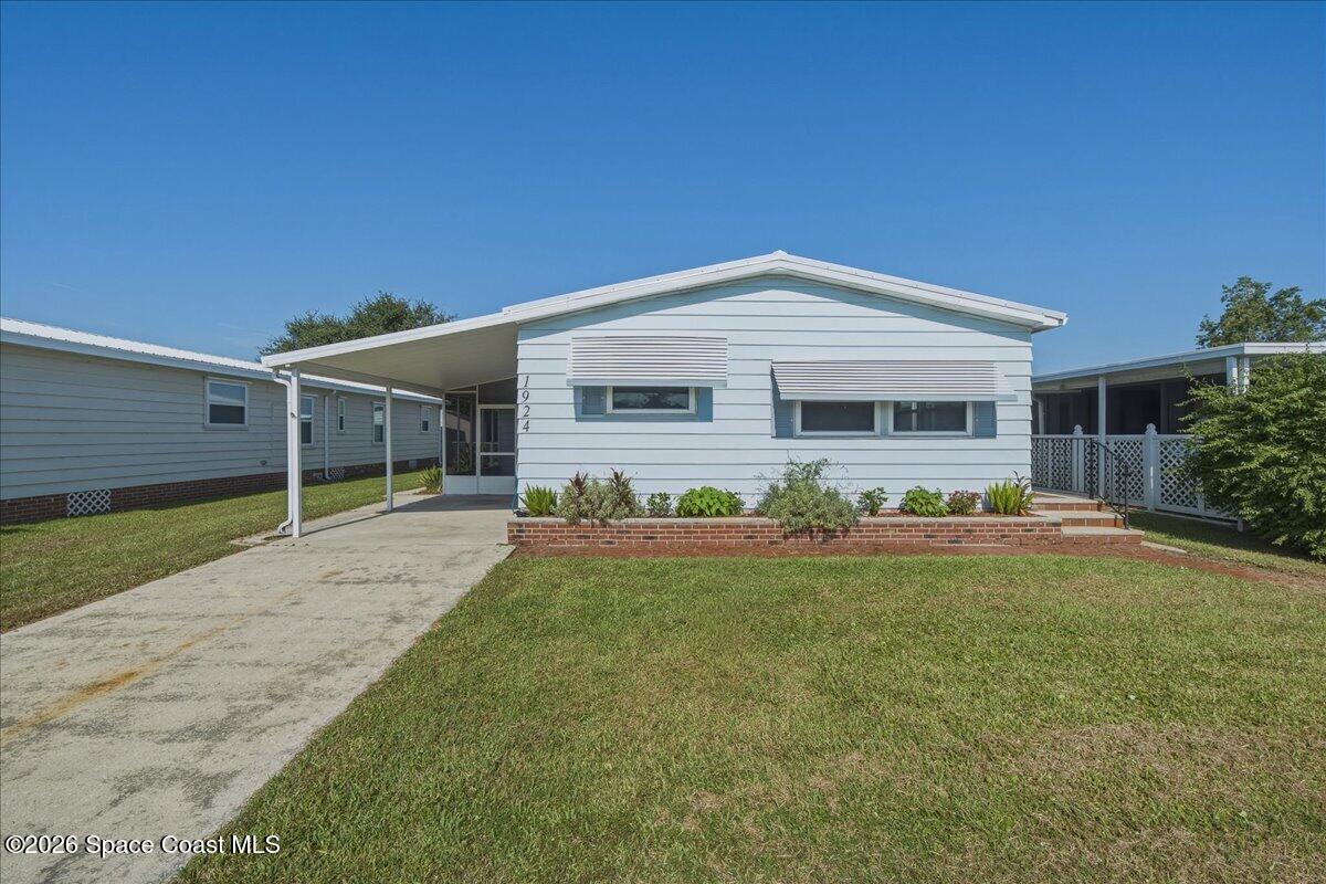 1924 Big Cypress Street NE