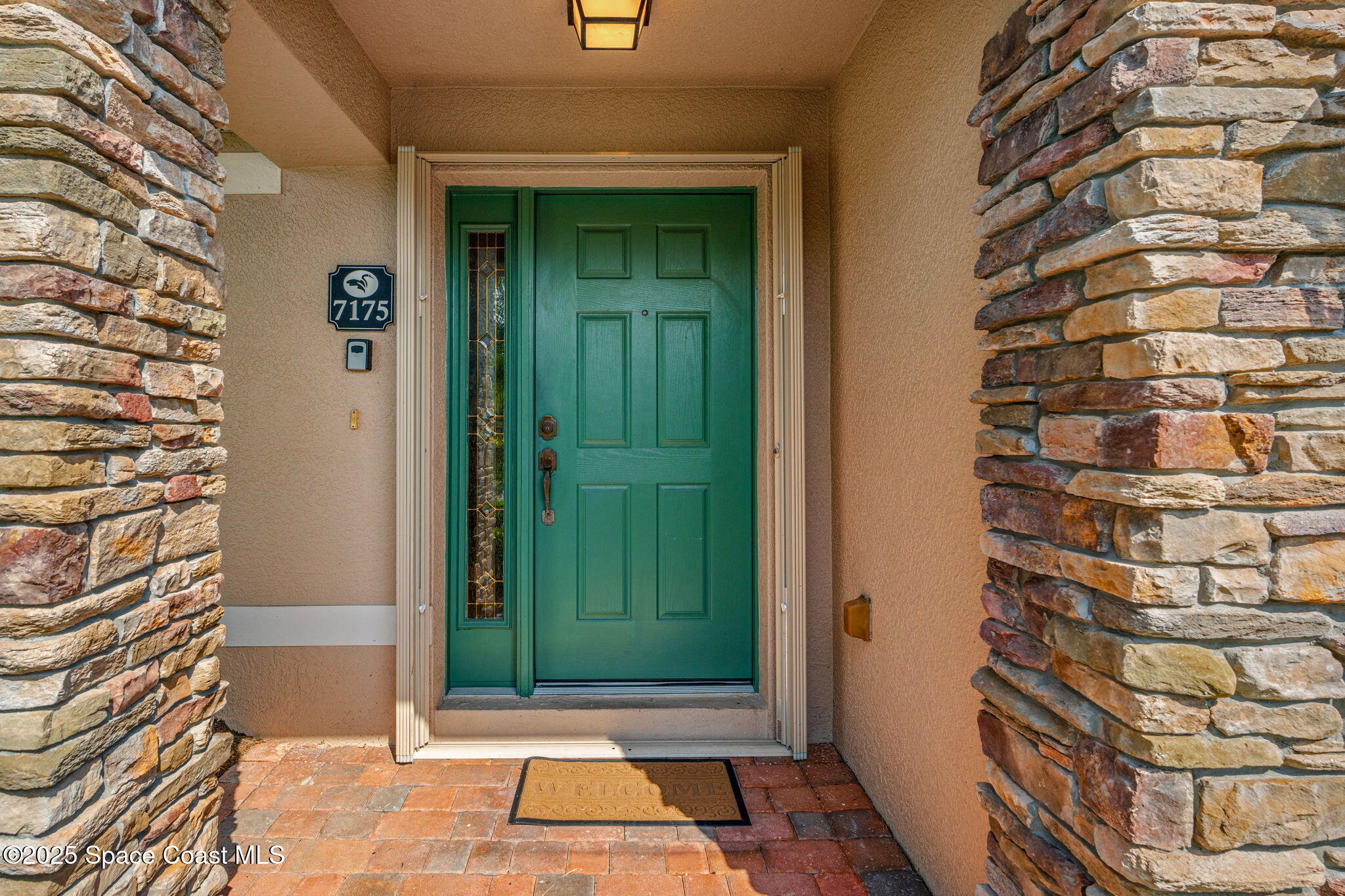 7175 Mendell Way