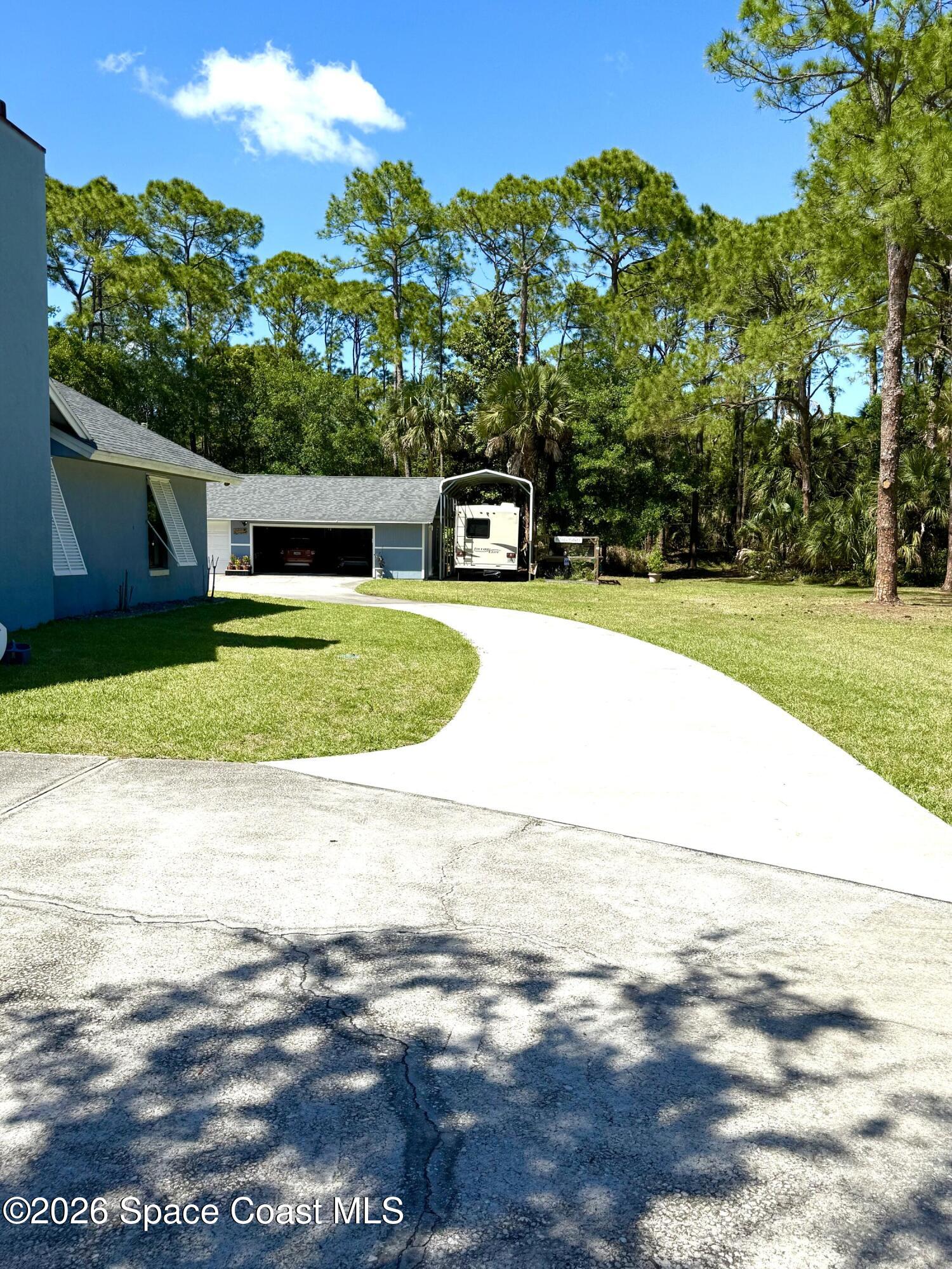 2260 Winston Drive