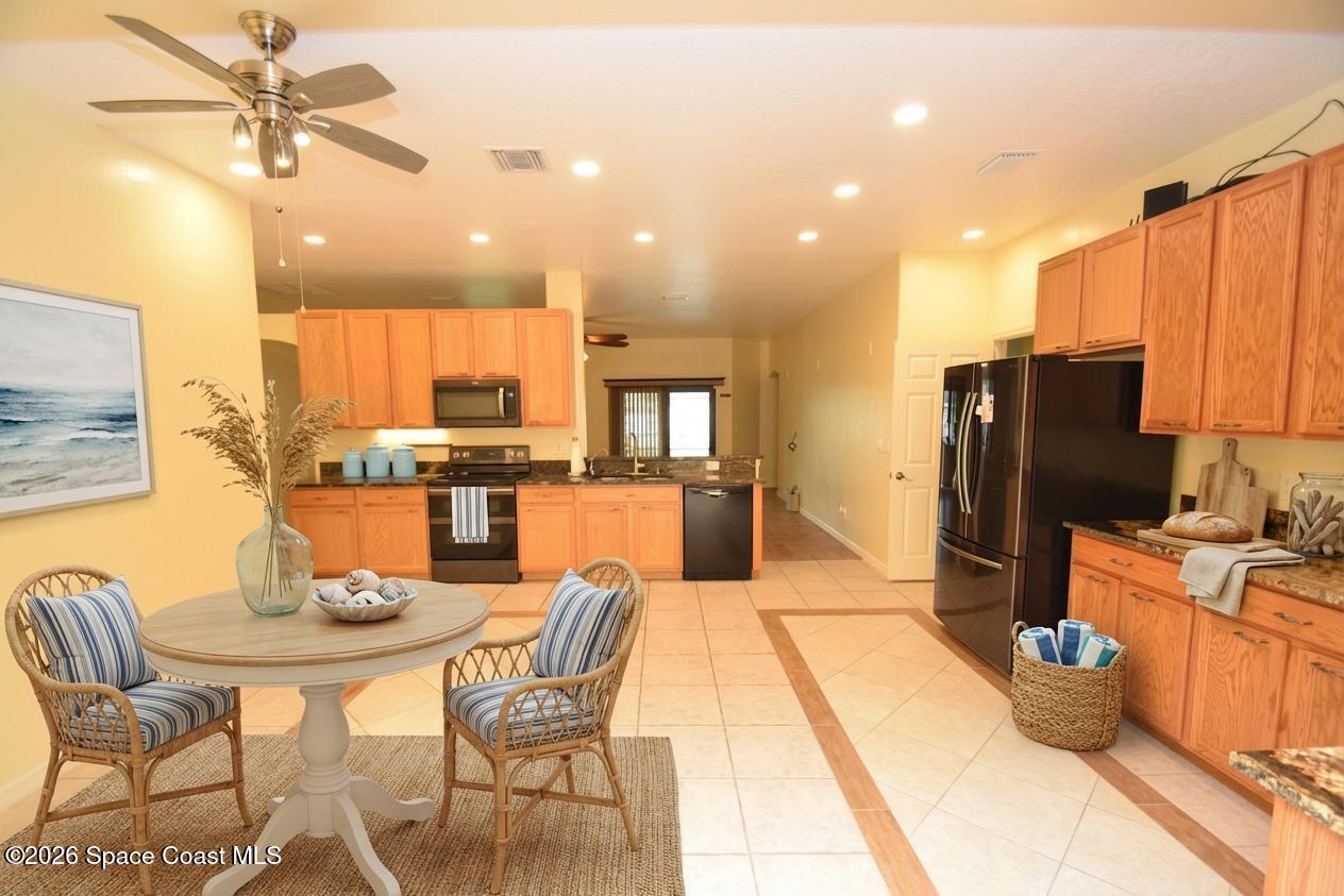 951 Ladona Avenue SE