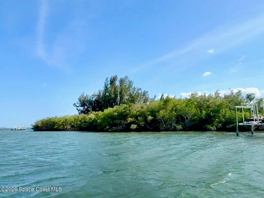 4 GRANT IS, GRANT, FL 32949 - Image ebef1918ee4e3a7b27901e950232c7aa/464844600