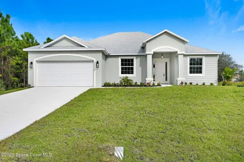 295 Latham Street SE, Palm Bay, FL 32909 - MLS#: 1036209