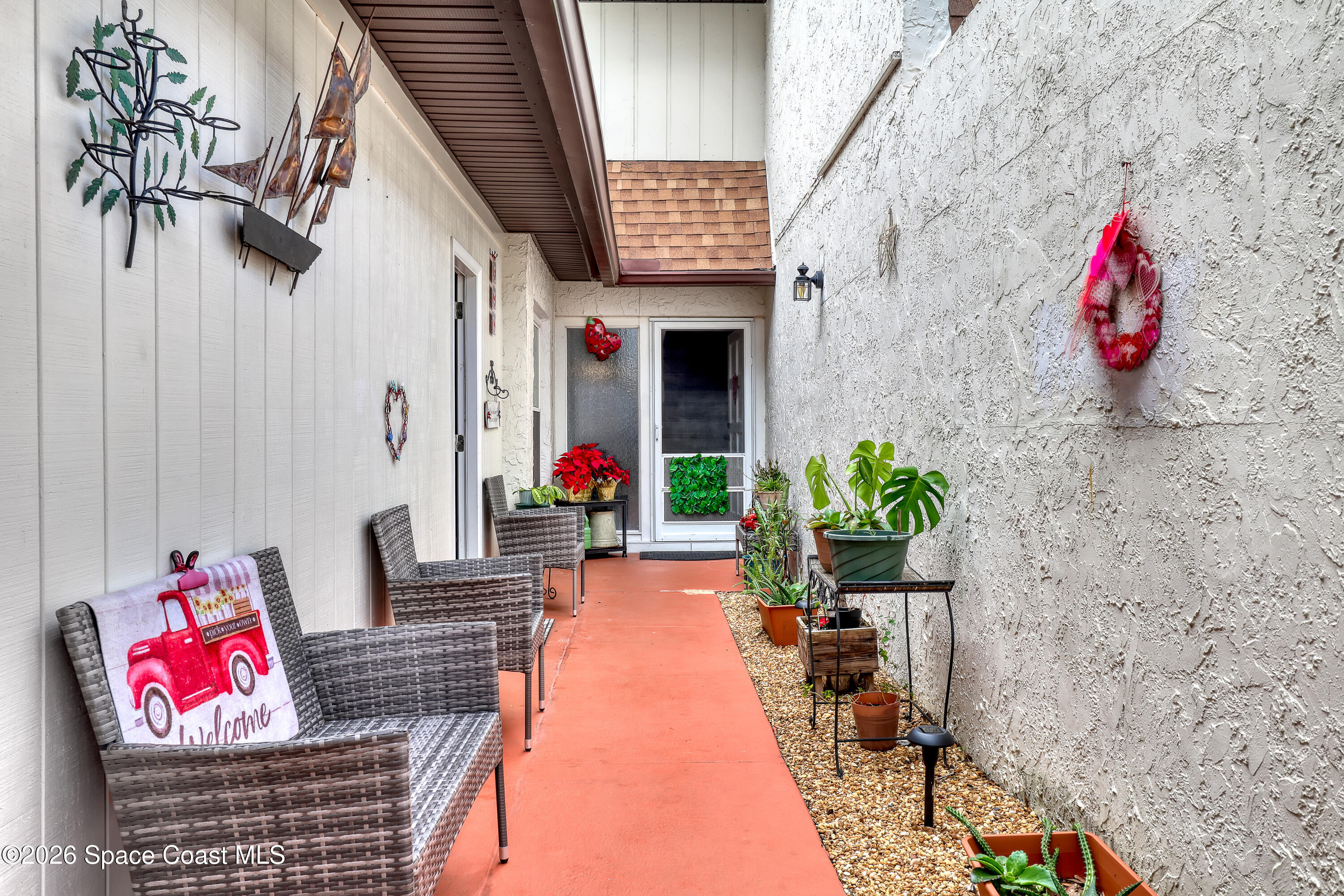 2554 Demaret Drive 303a