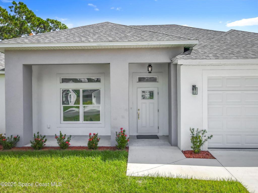 Photo of 2617 De Groodt Road SW, Palm Bay, FL 32908 (MLS # 1060238)