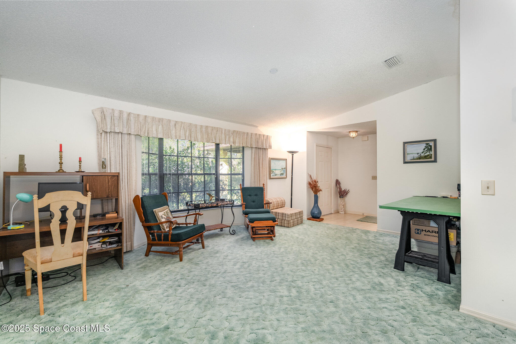 1812 Live Oak Drive N