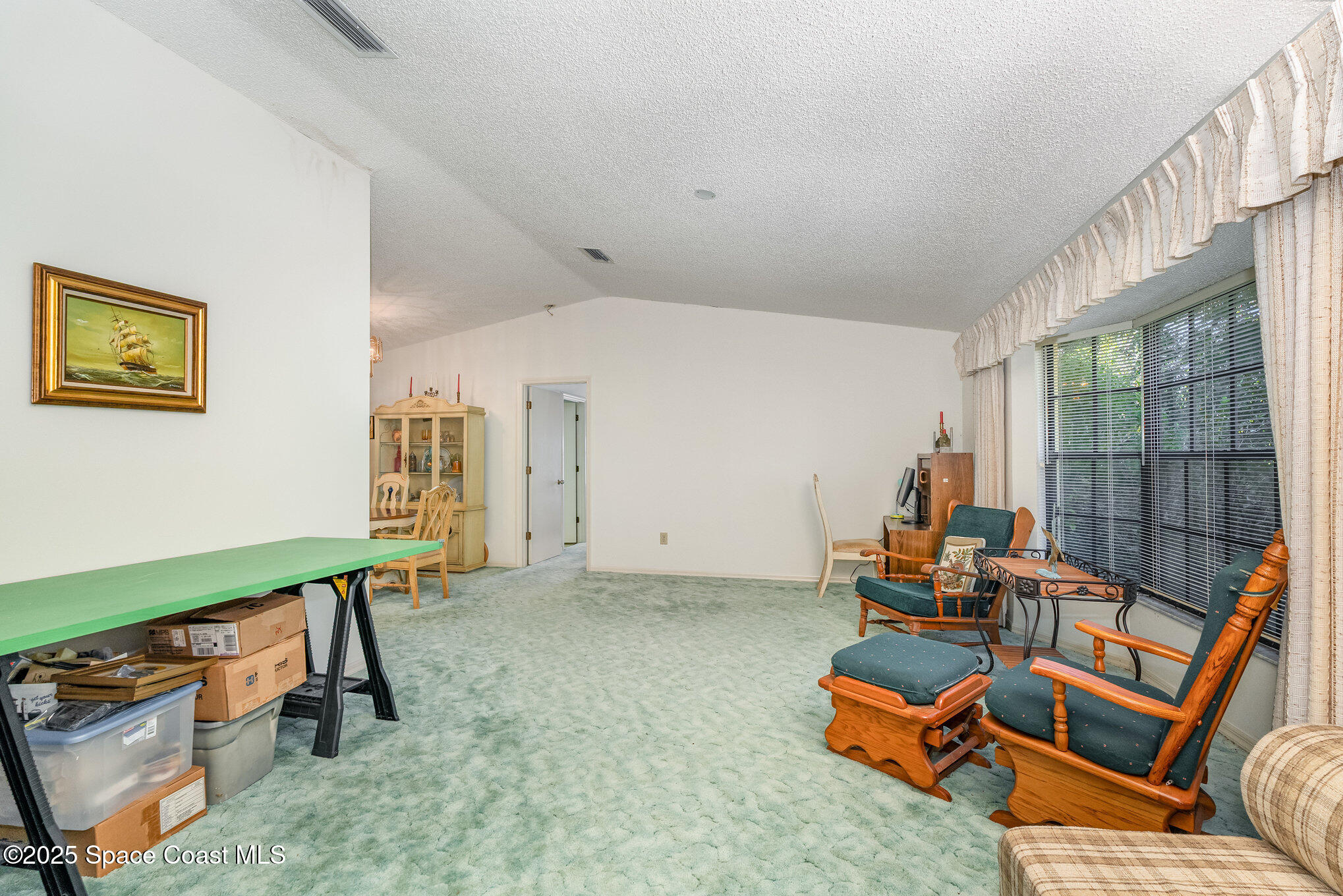 1812 Live Oak Drive N