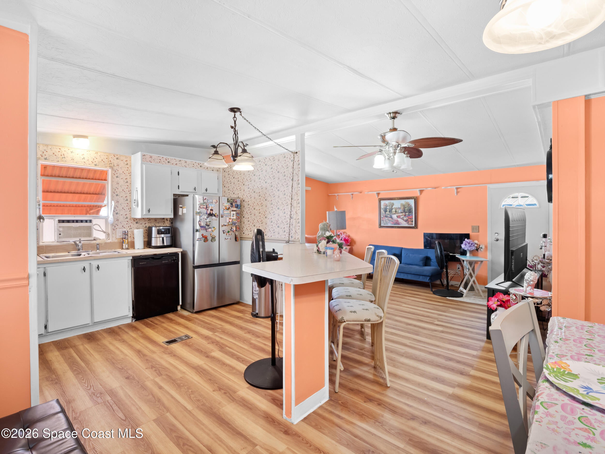 1919 Live Oak Street NE
