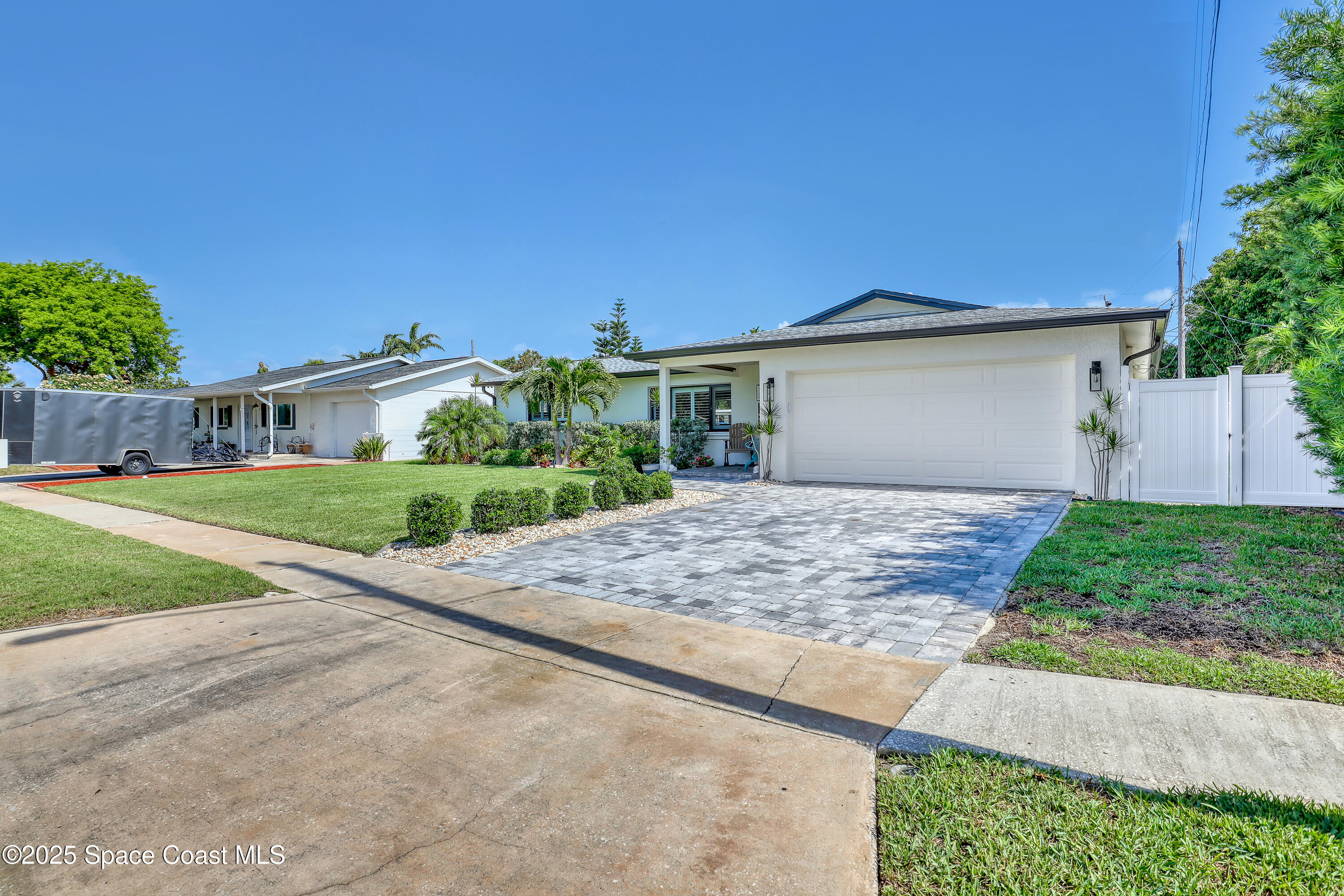 1190 Yacht Club Boulevard