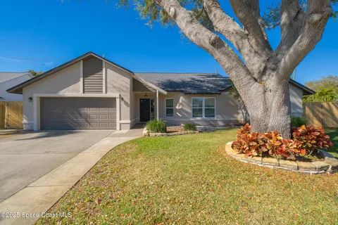 425 Island Oaks Place, Merritt Island, FL 32953 - #: 1040389