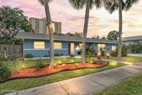 Property photo of 637 E Lincoln Avenue, Melbourne, FL 32901