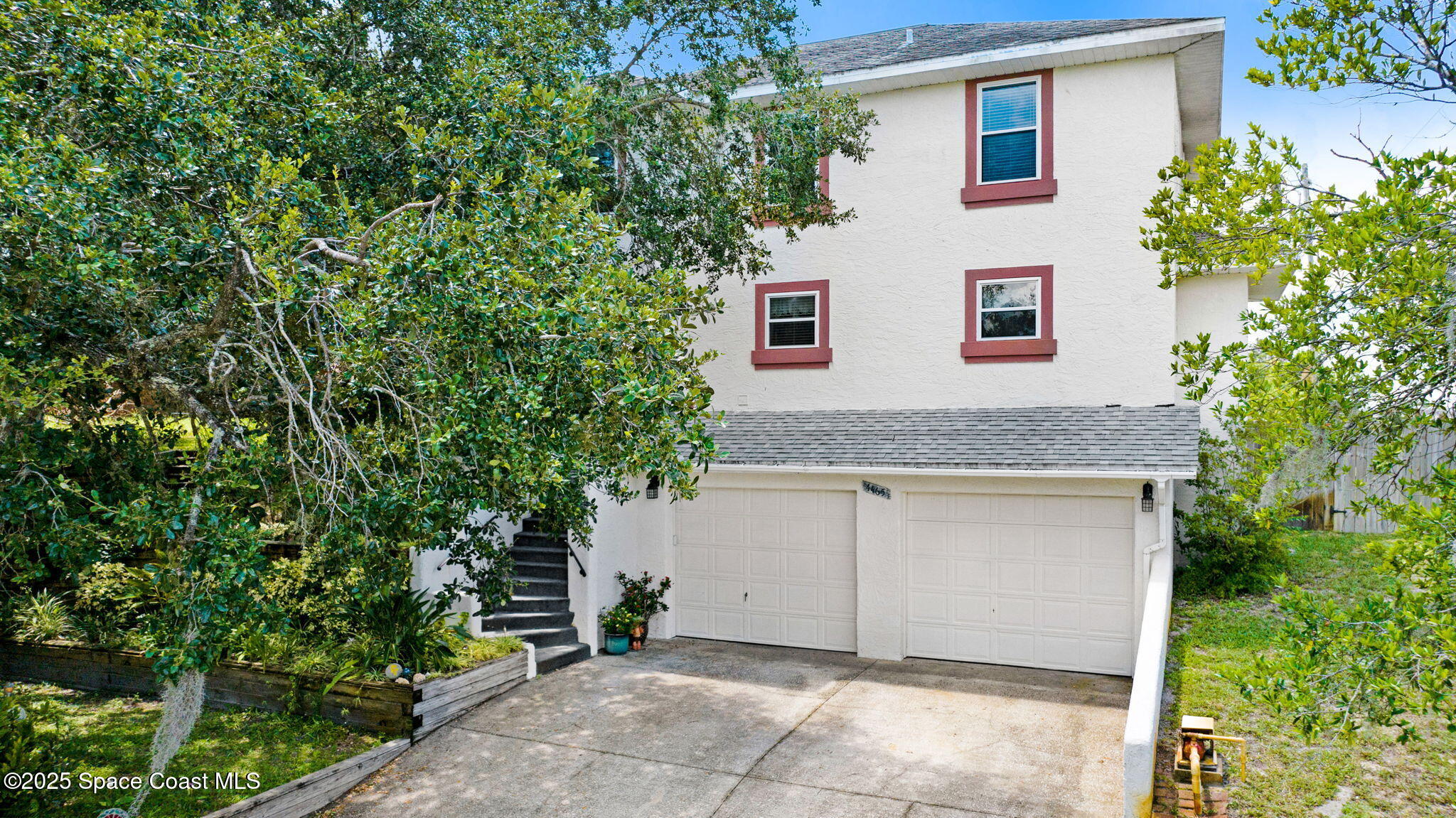 4465 Lancaster Lane