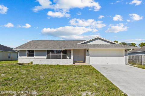 Photo of 2671 SW Union Terrace, Port Saint Lucie, FL 34953 (MLS # 1064106)