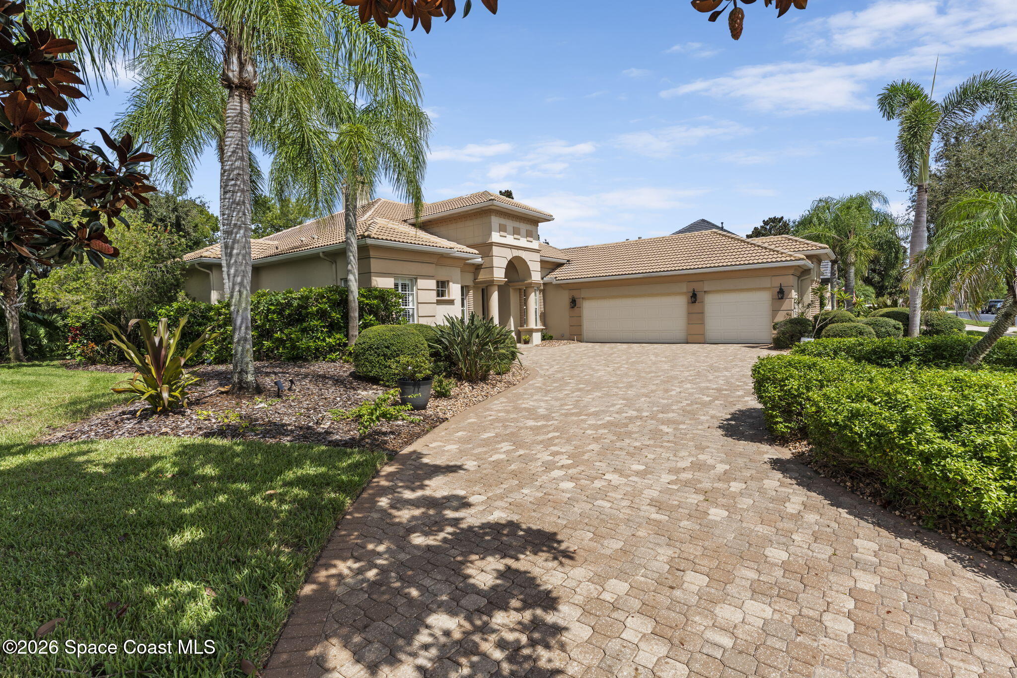 1444 Arundel Way