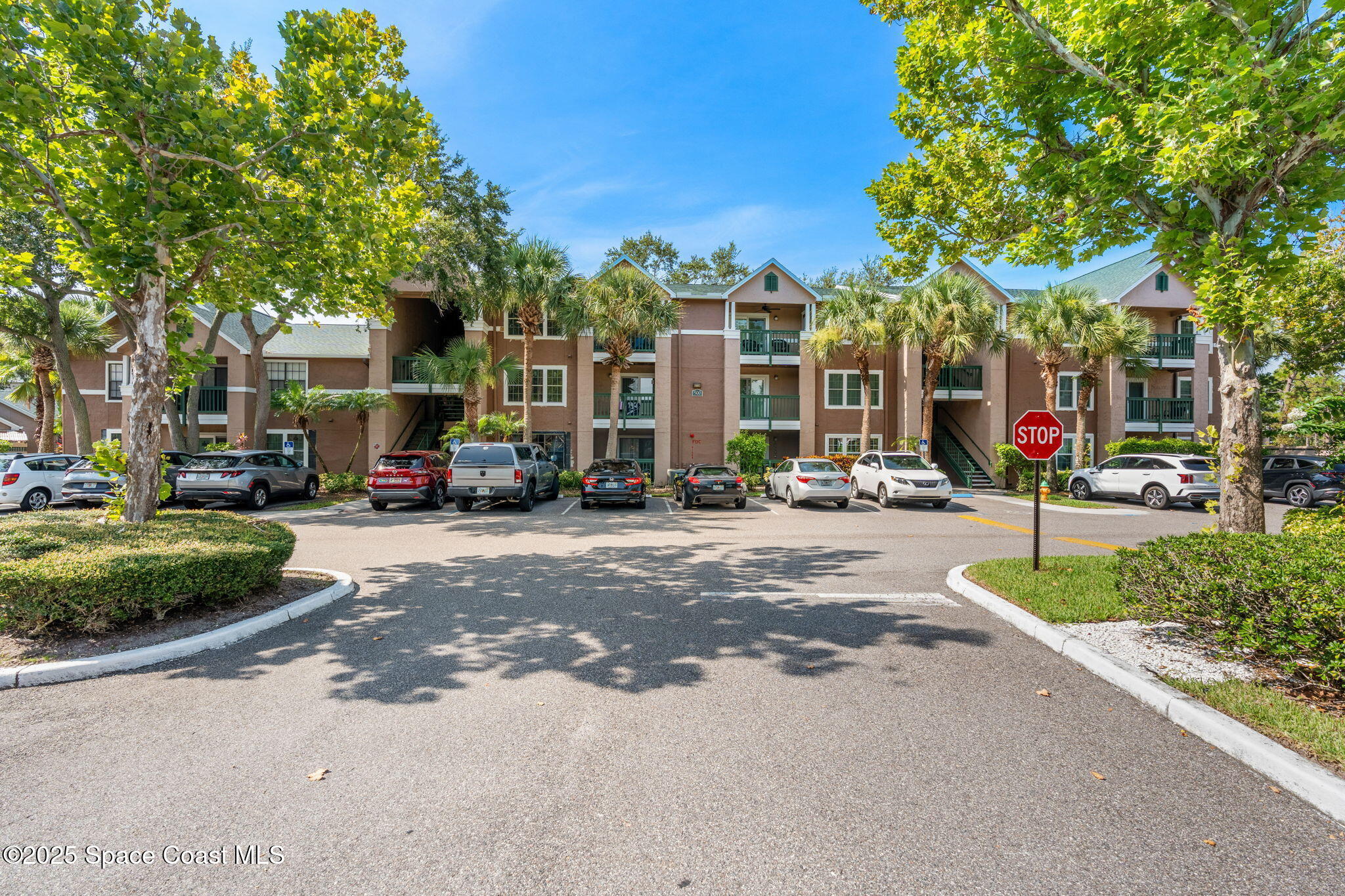 7667 N Wickham Road 518