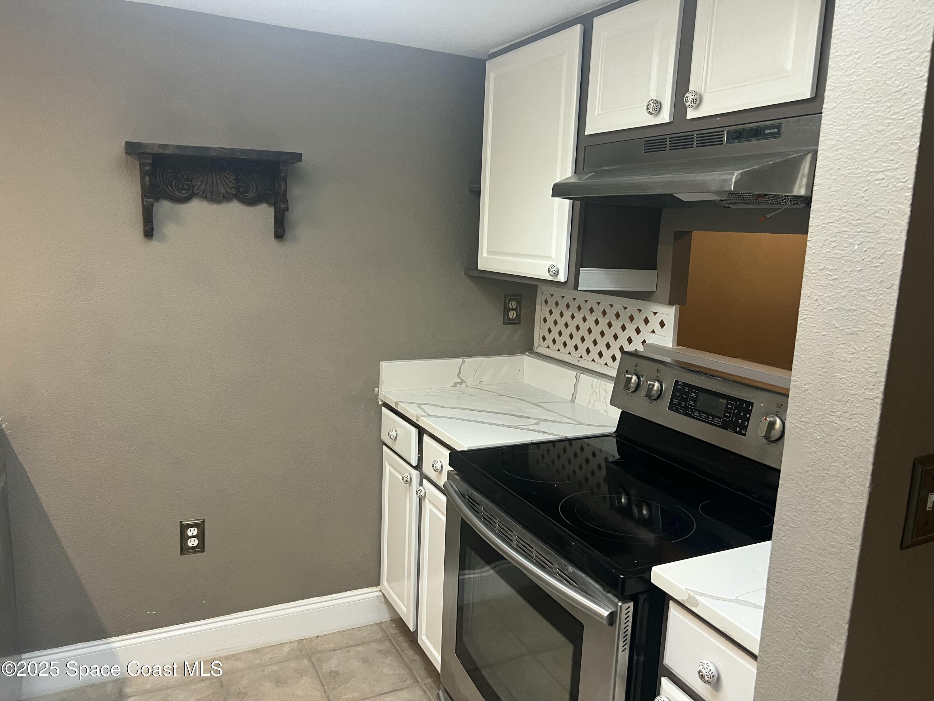 203 Bristol Lane 203