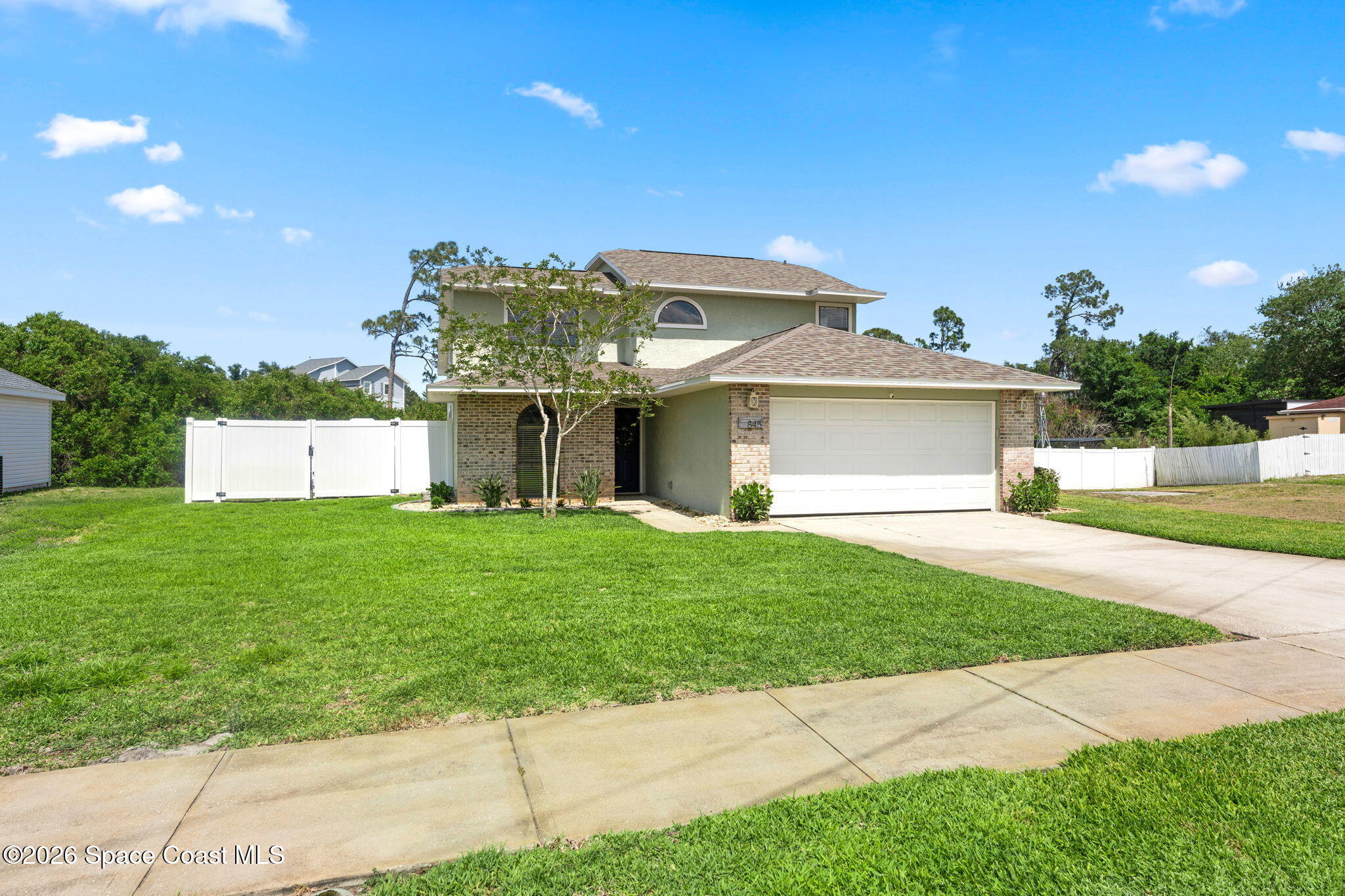 845 Trailwood Avenue
