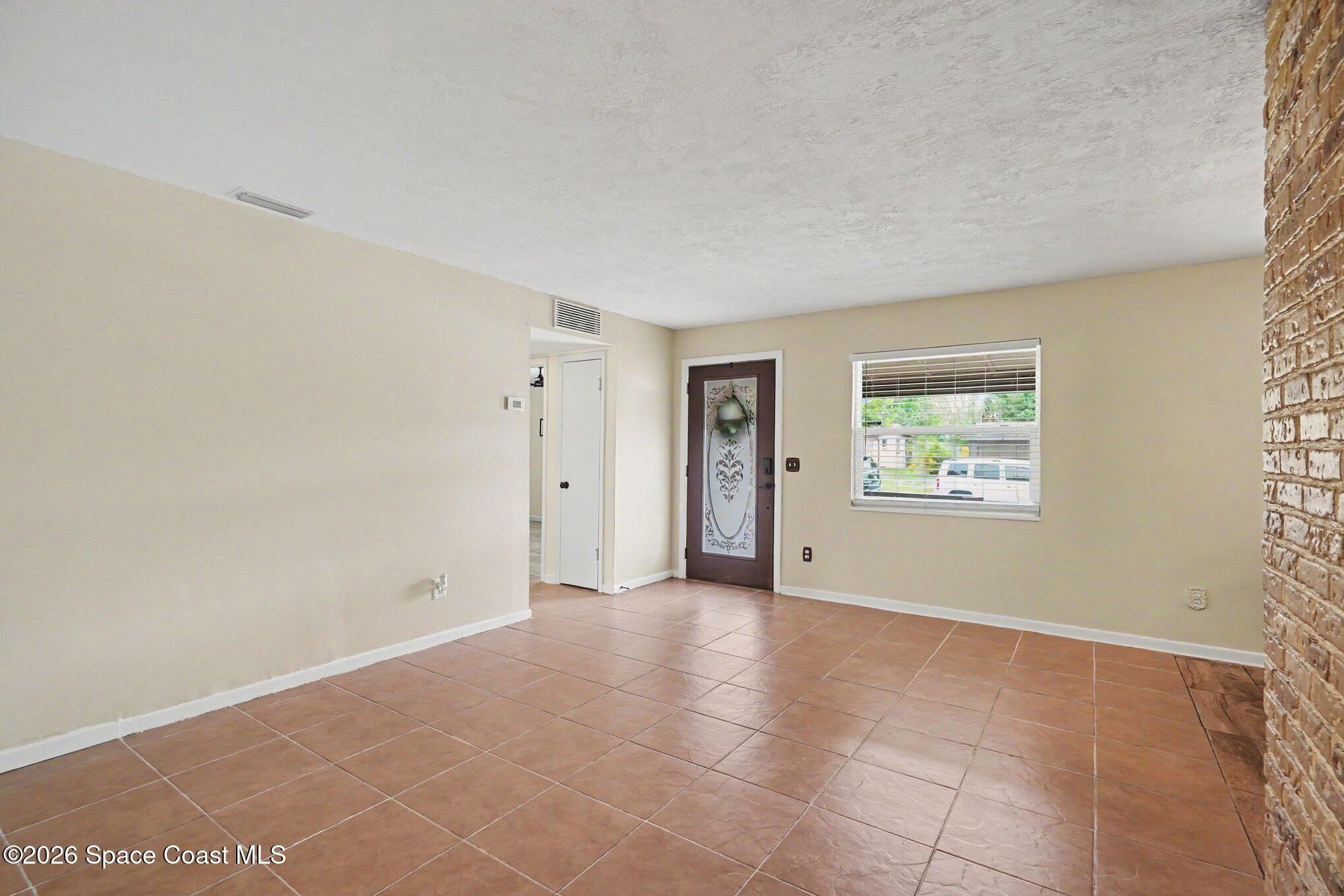 1140 Martha Lee Avenue