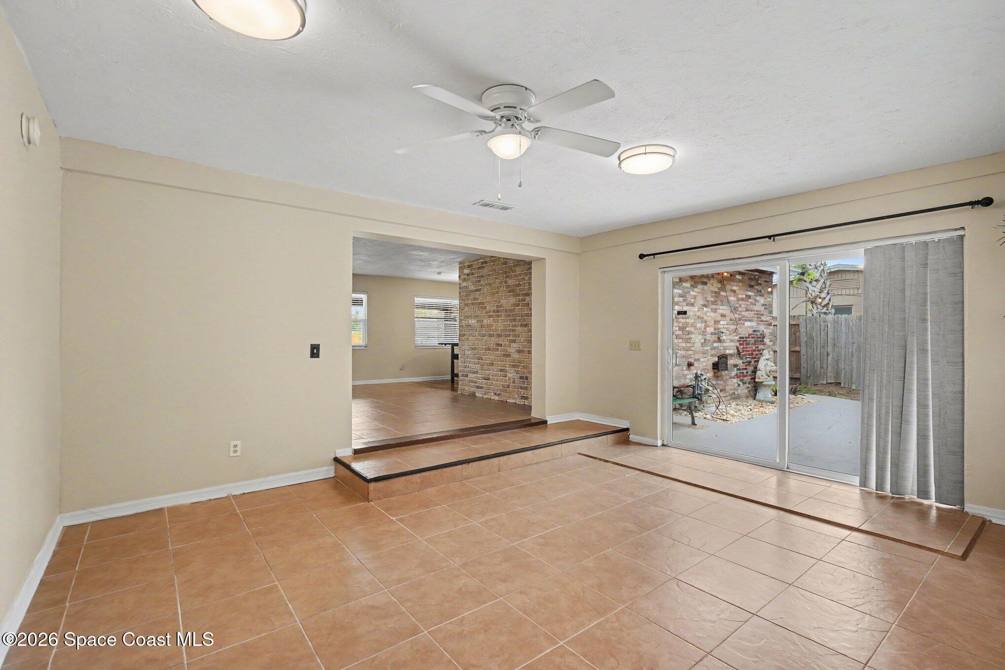 1140 Martha Lee Avenue
