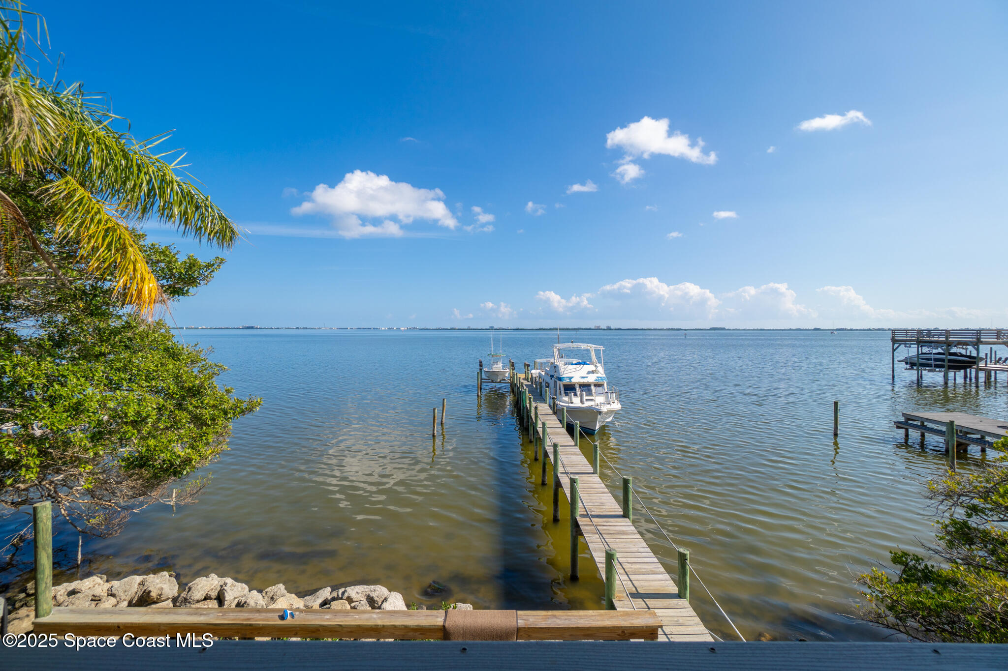 954 S Banana River Drive