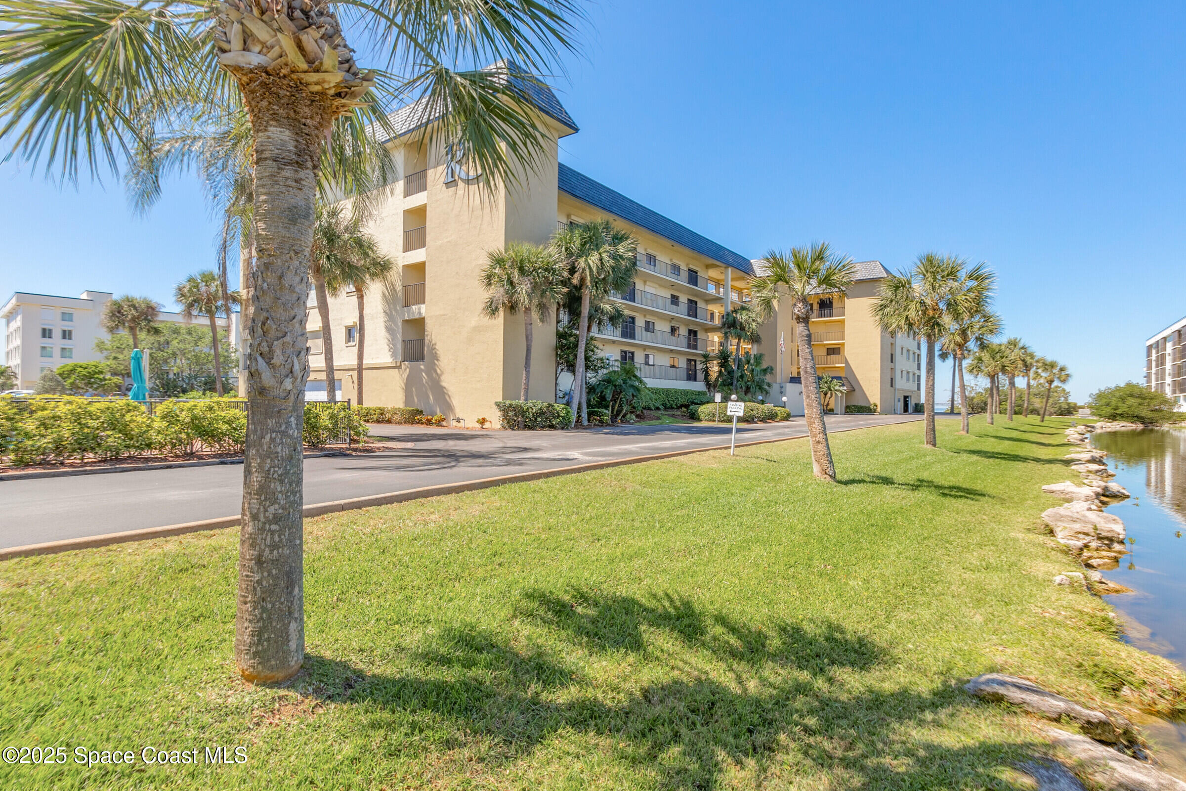 190 Escambia Lane 402