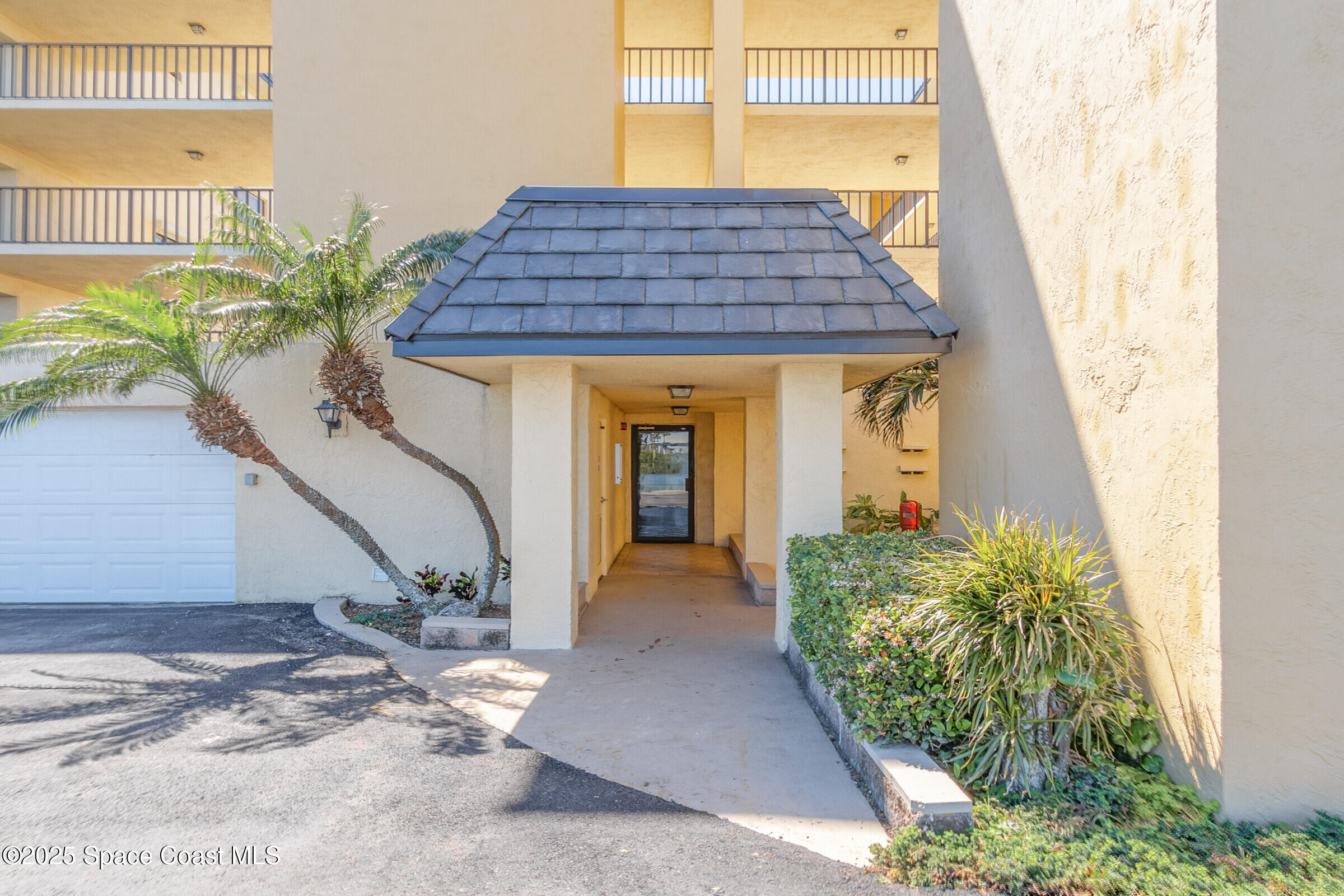 190 Escambia Lane 402