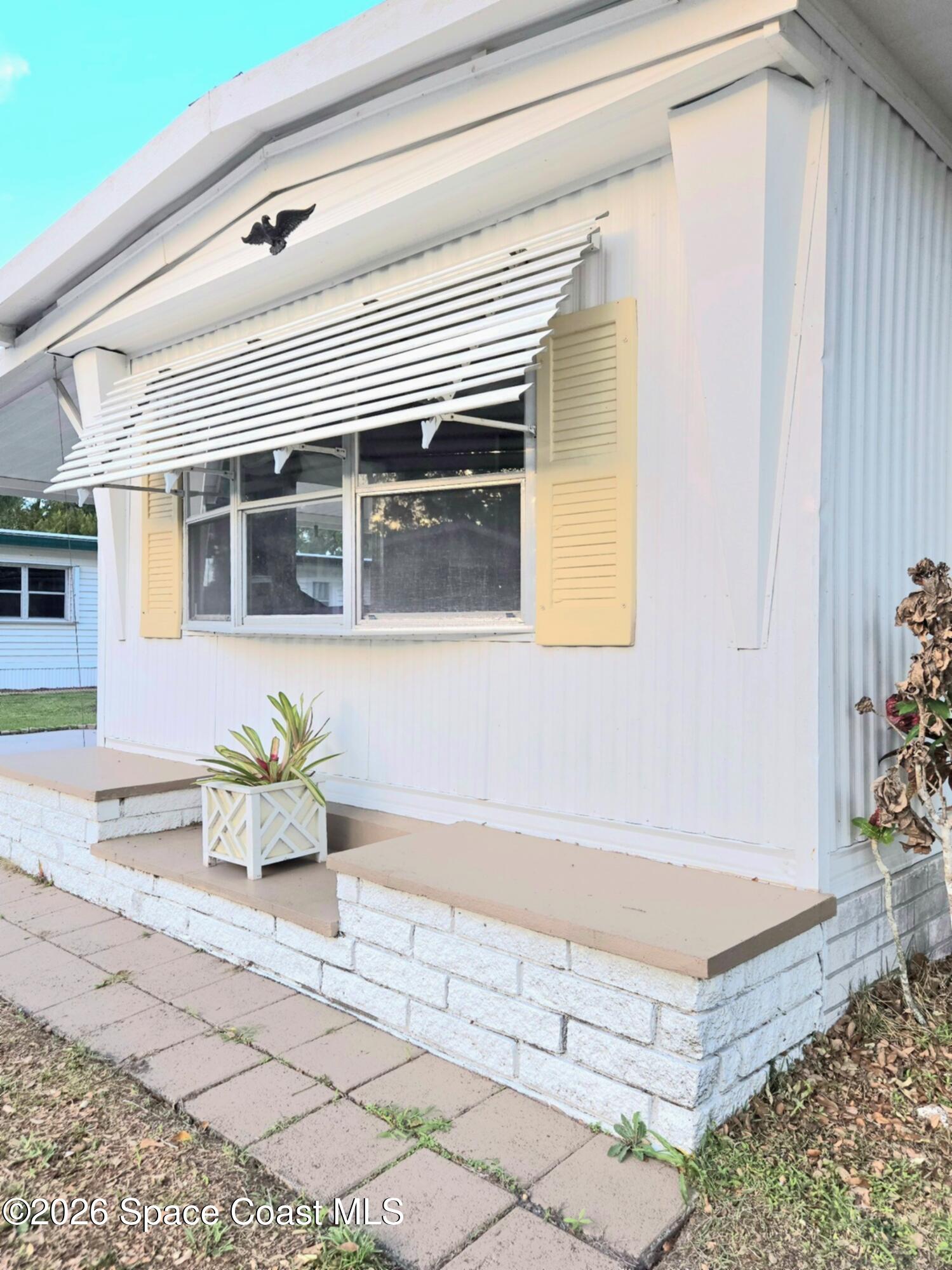 345 Holiday Park Boulevard NE