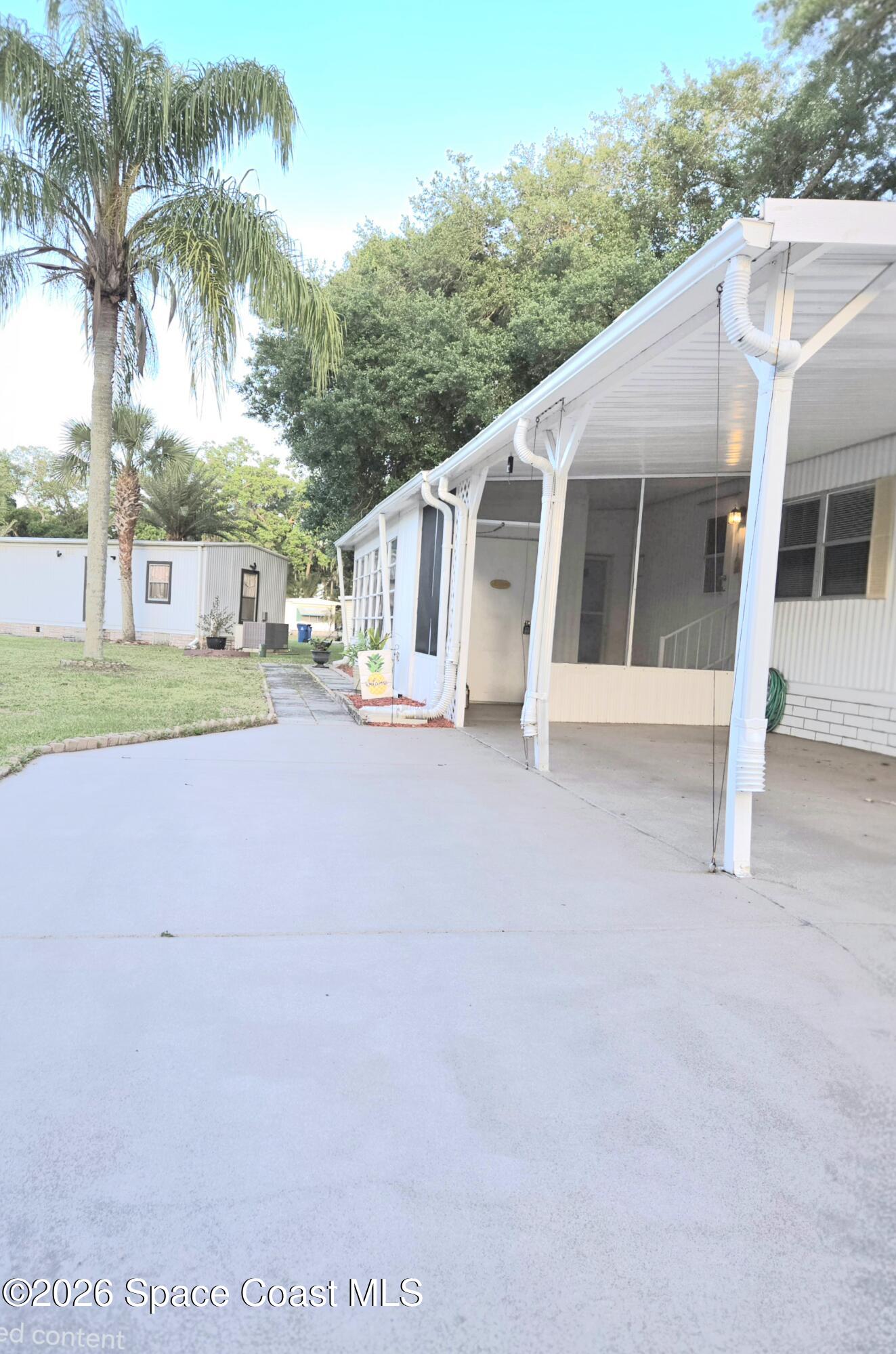 345 Holiday Park Boulevard NE