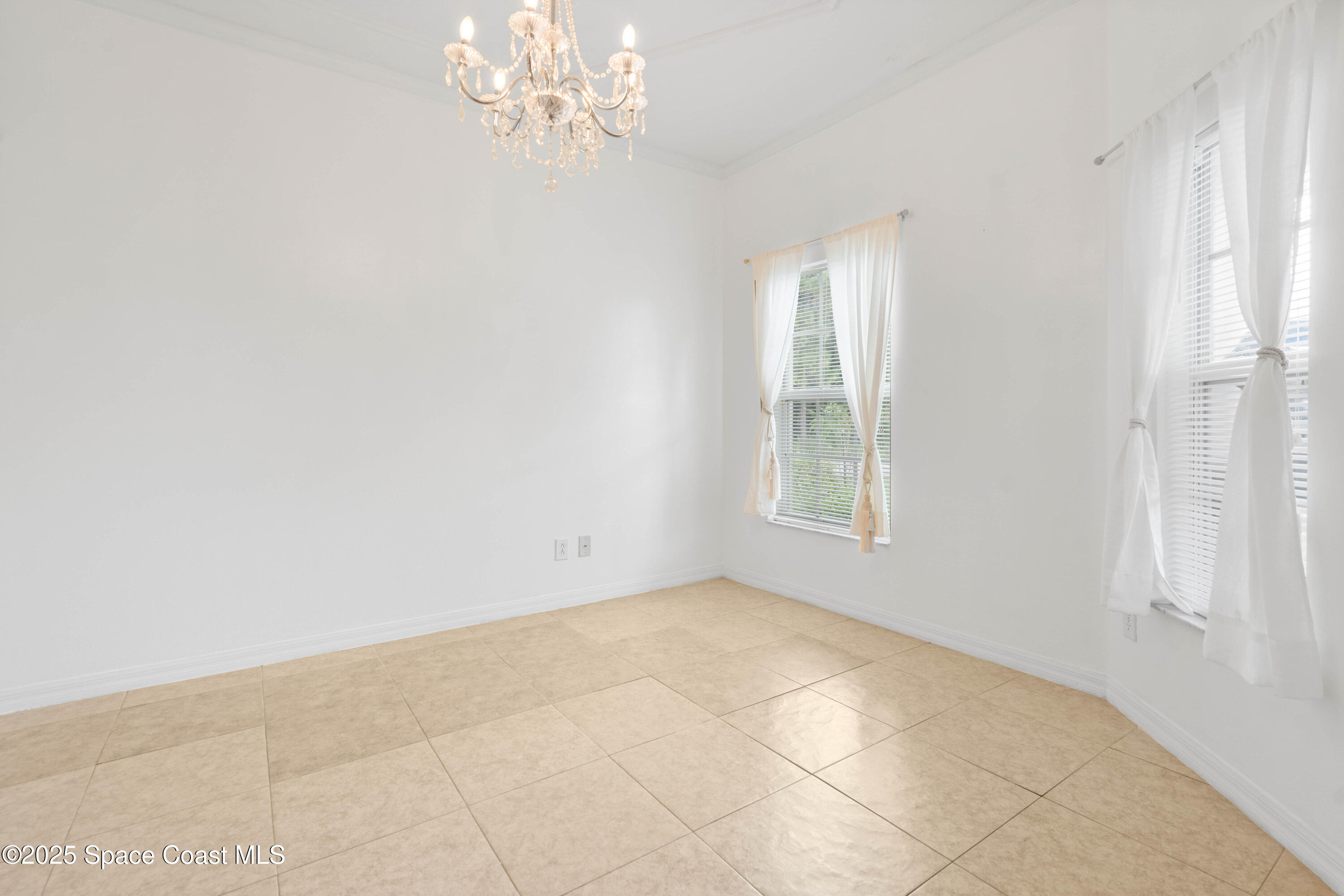 200 Delmonico Street NE