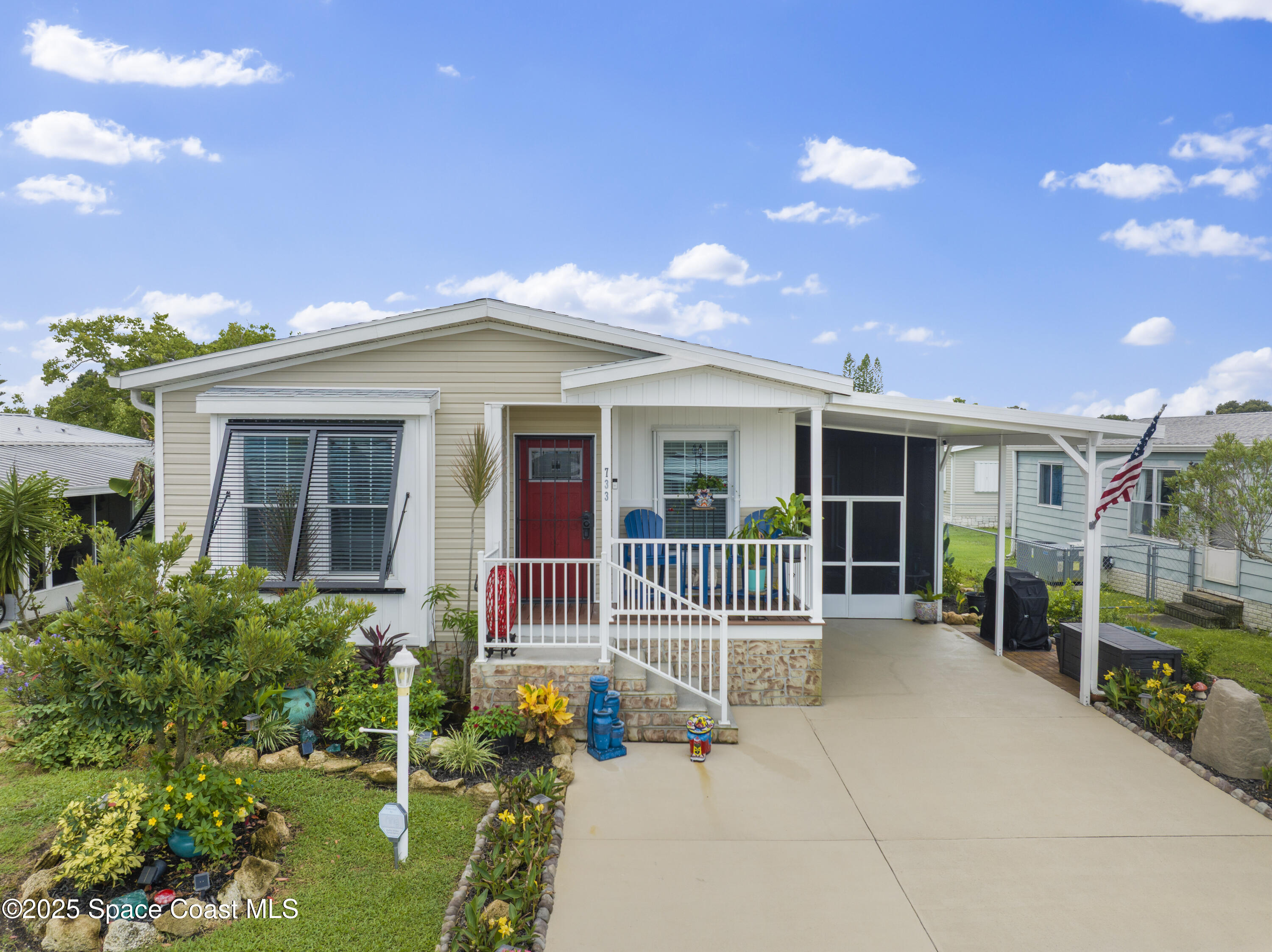 733 Hyacinth Circle