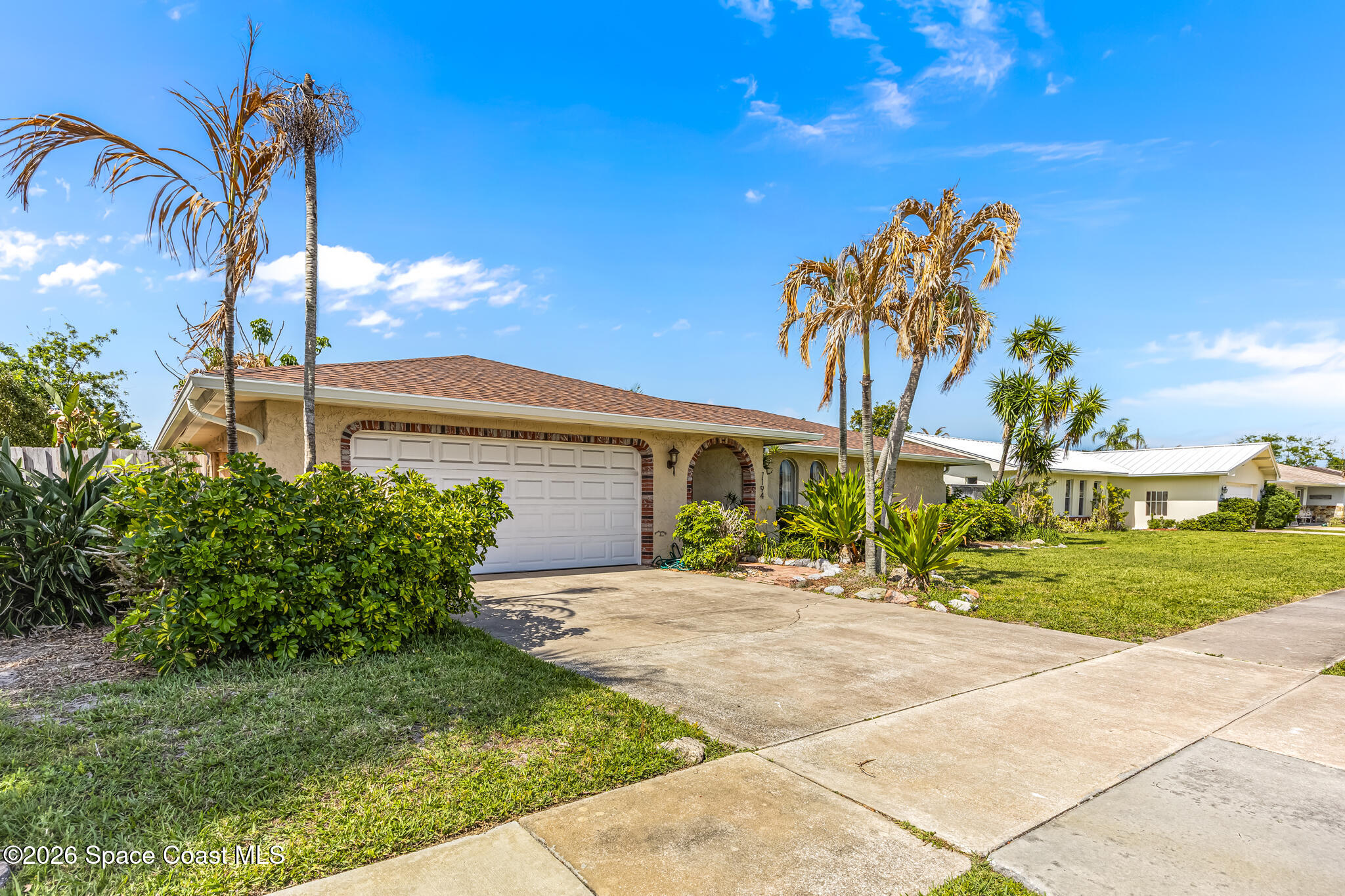 1194 Bay Drive E