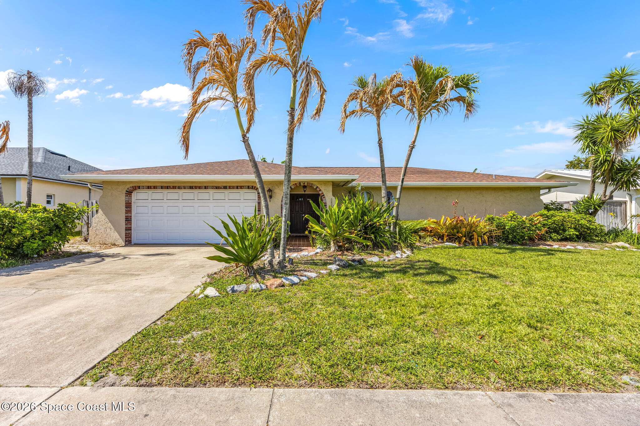 1194 Bay Drive E