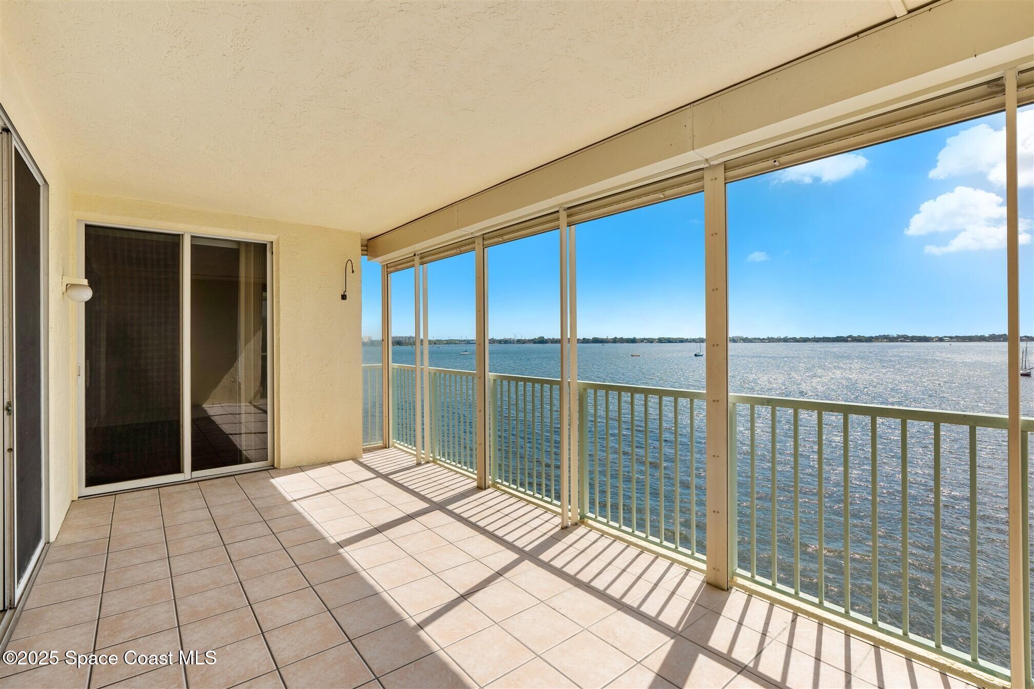 104 Riverside Drive 402