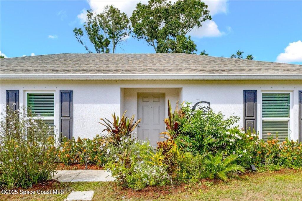 Photo of 1281 Barber Street, Sebastian, FL 32958 (MLS # 1055091)