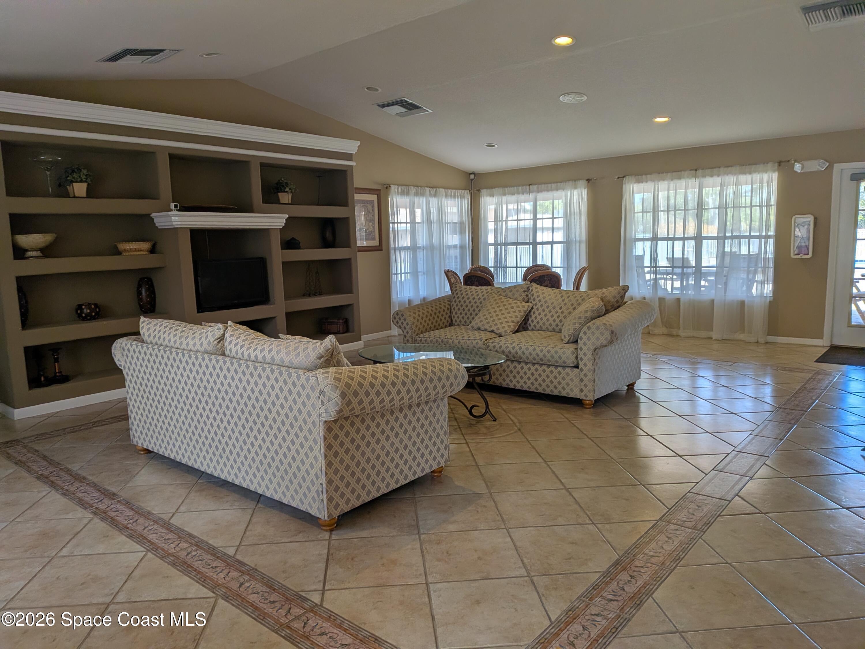 1860 Long Iron Drive 1028