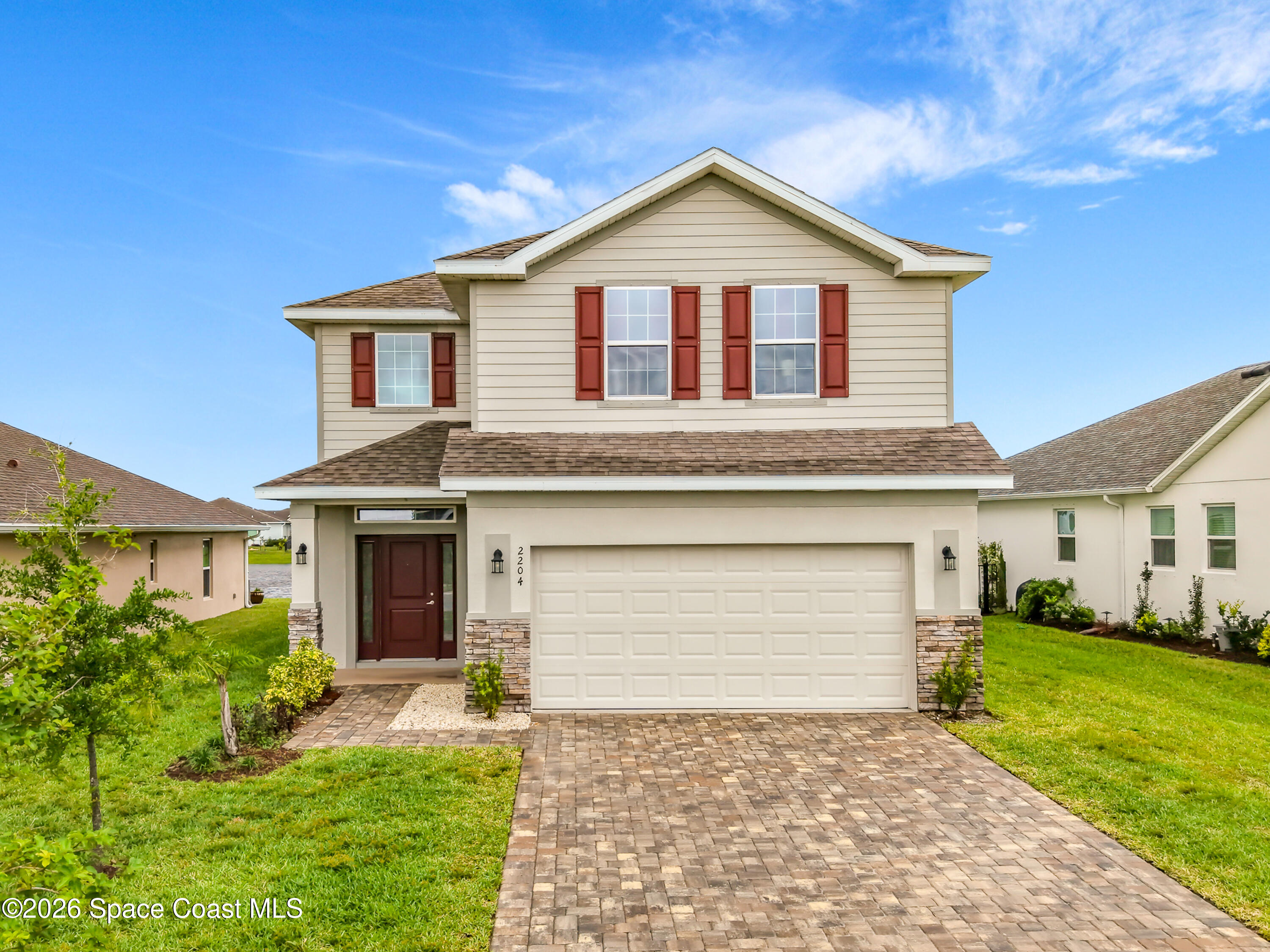 2204 Middlebury Drive SE