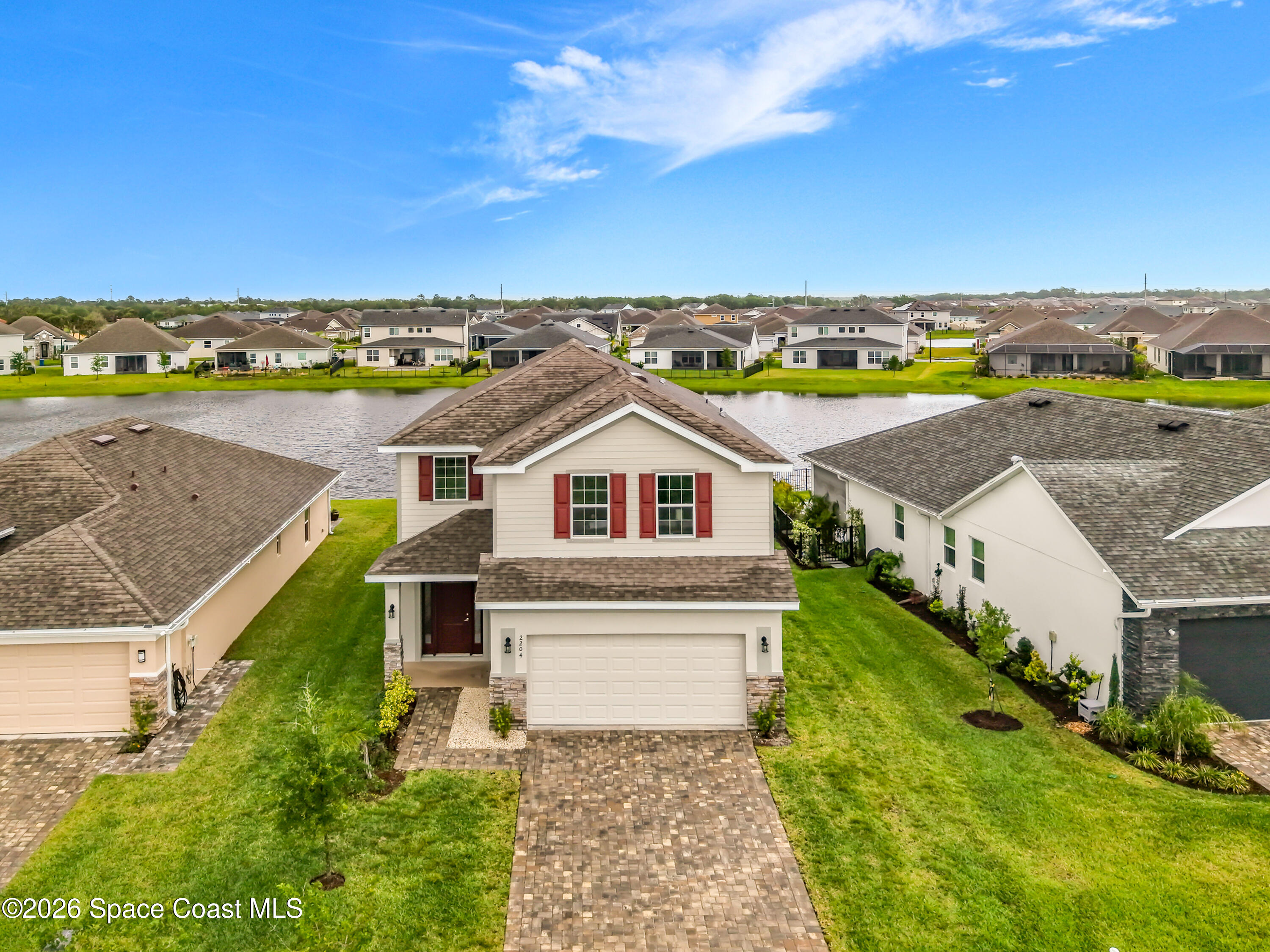 2204 Middlebury Drive SE