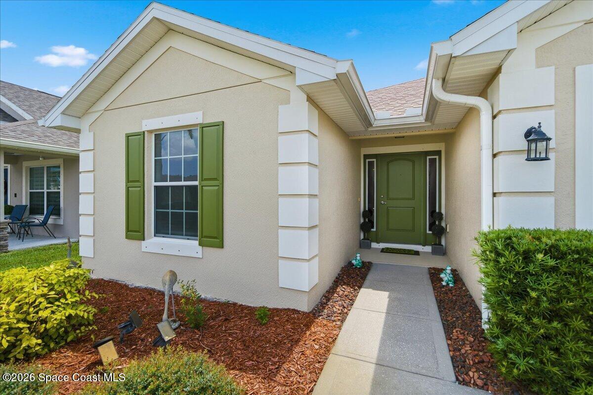 1717 Alaqua Way