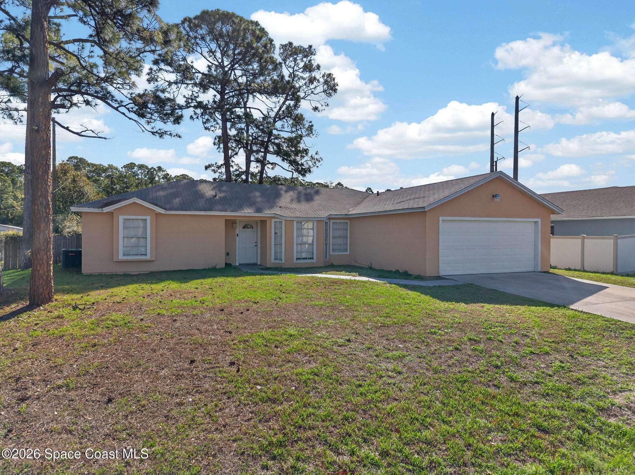 1627 Glencove Avenue NW