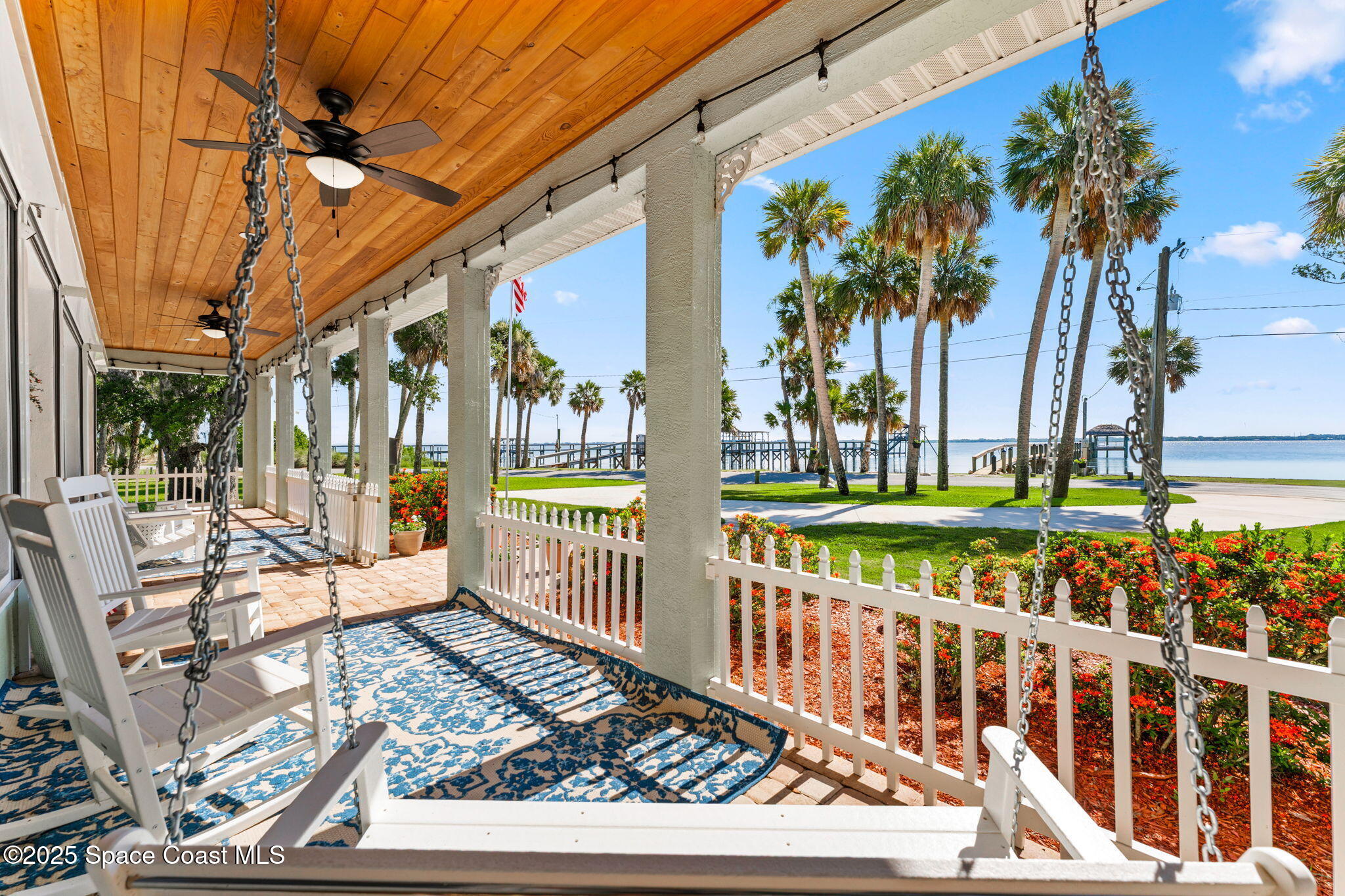 3745 Indian River Drive