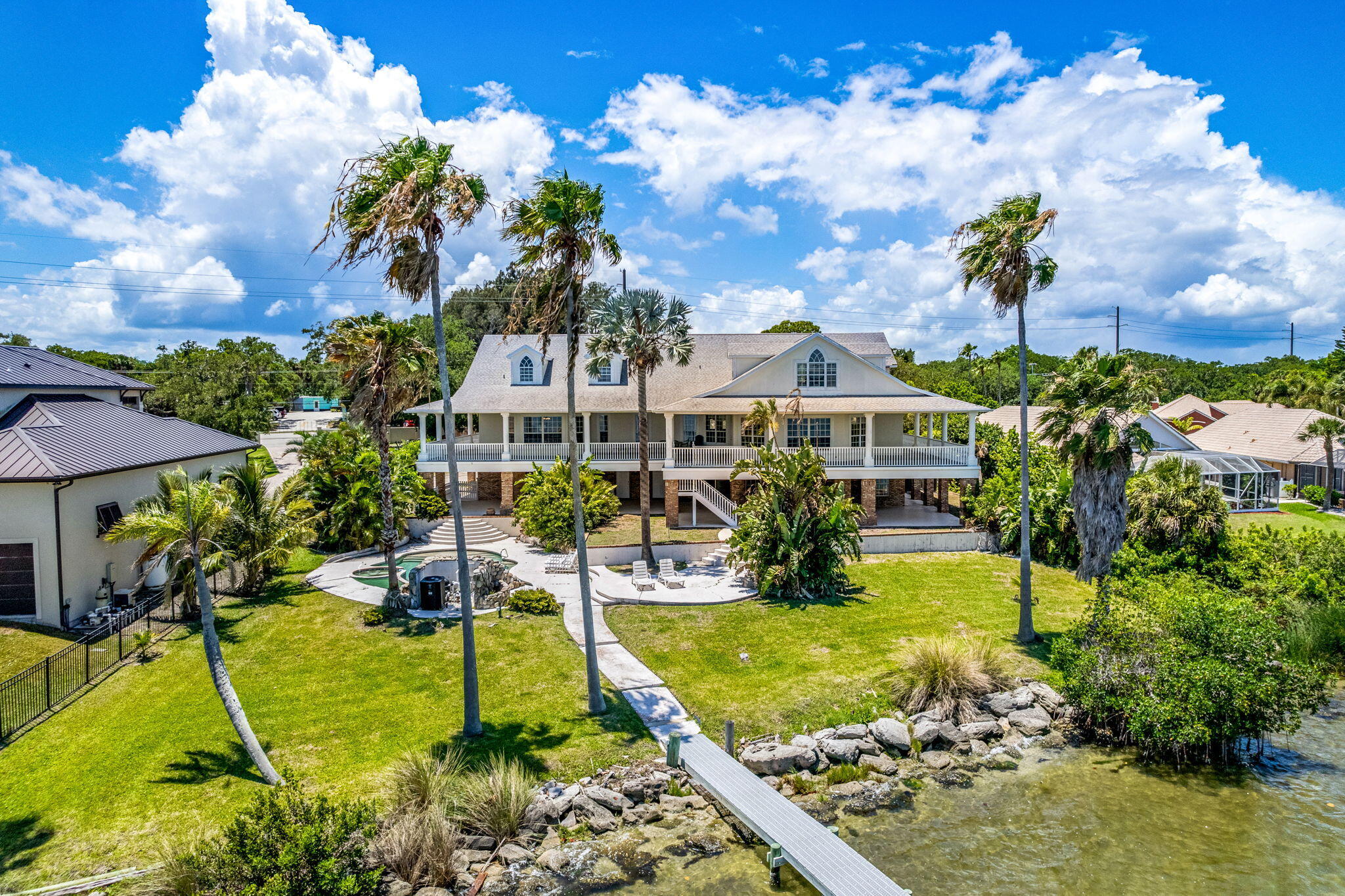 6285 N Highway 1
