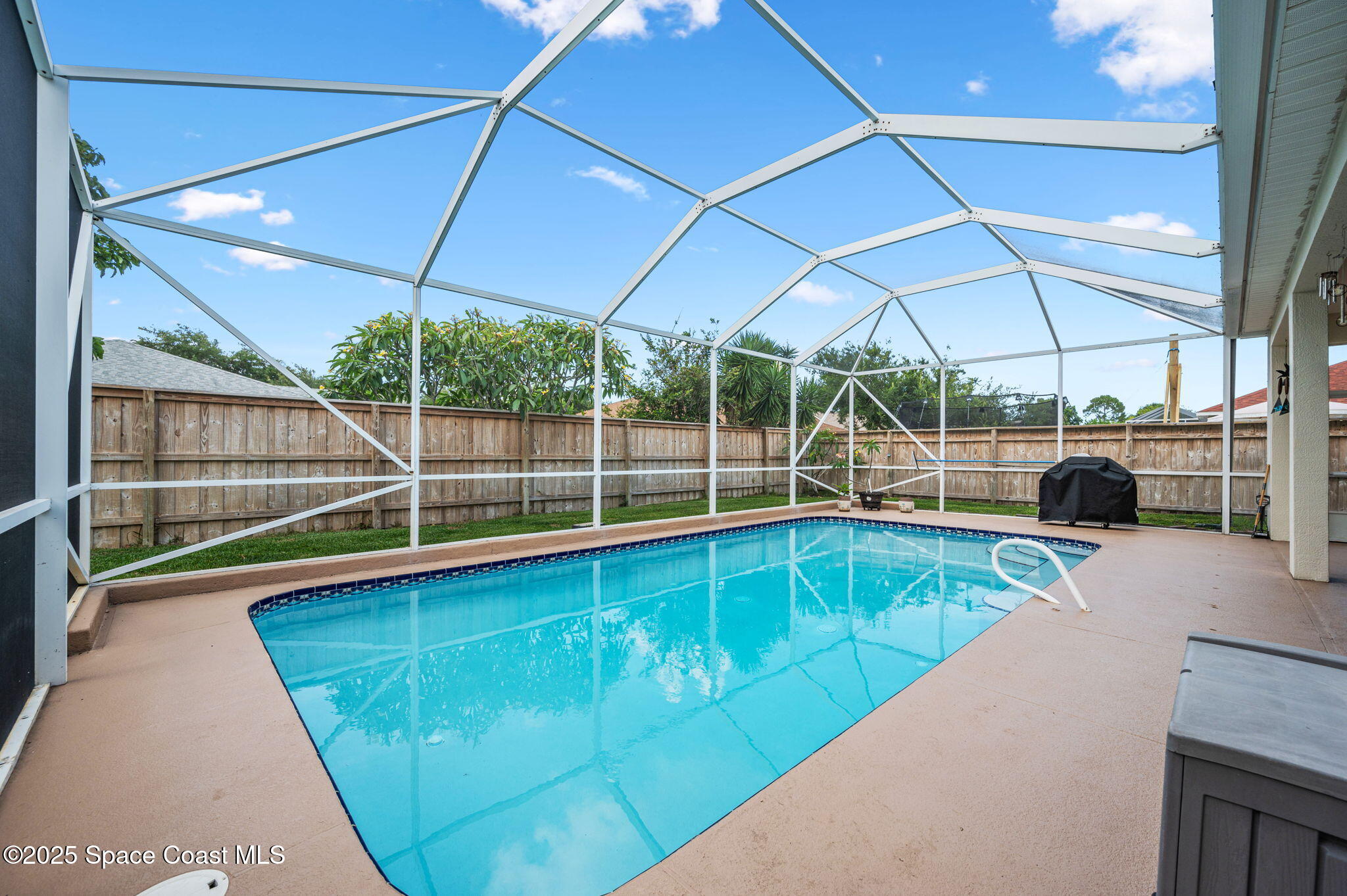 3520 Long Leaf Drive
