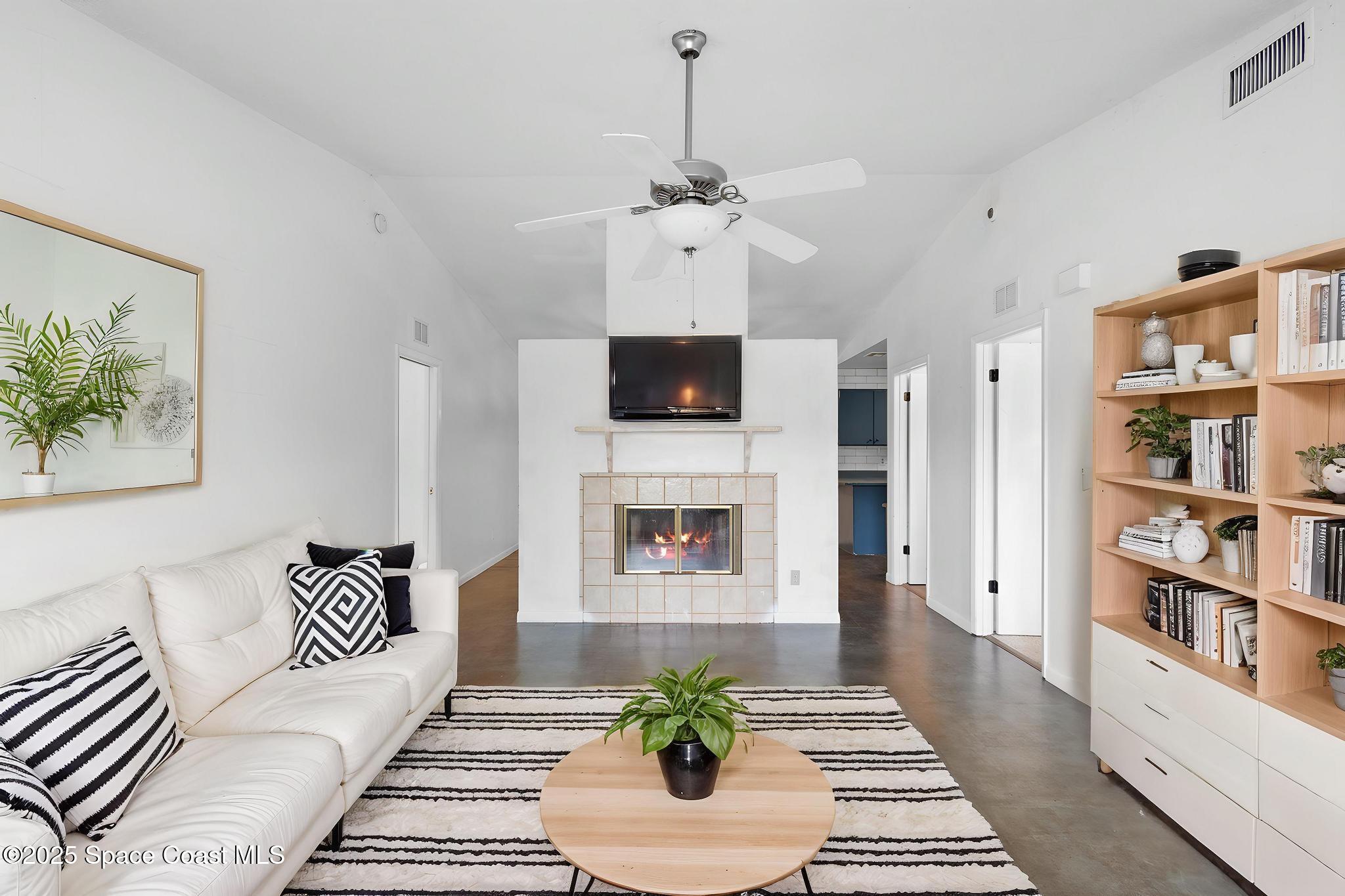 500 Aviation Avenue NE
