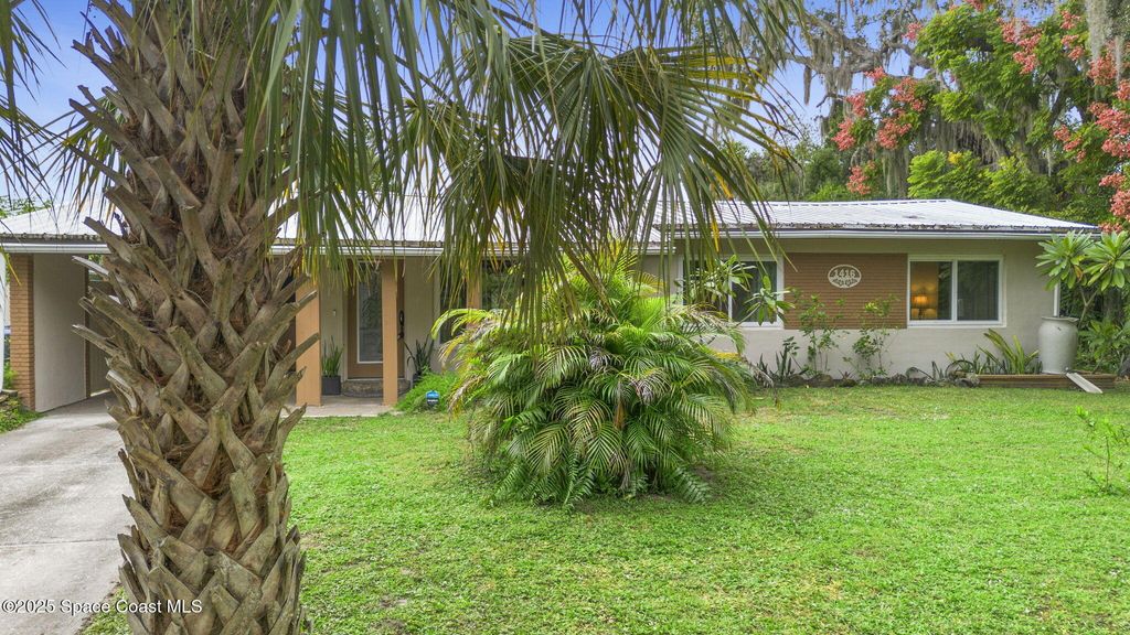 Photo of 1416 Sun Terrace, Titusville, FL 32780 (MLS # 1060307)