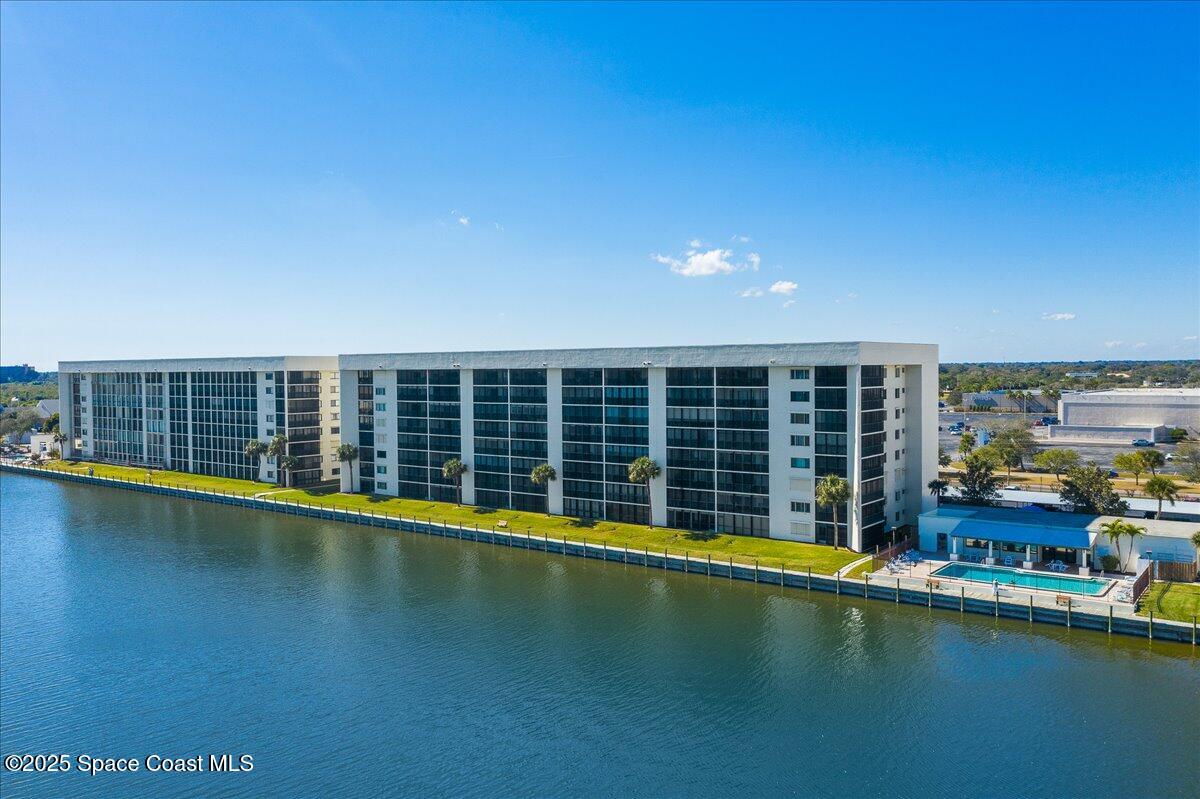 250 S Sykes Creek Parkway B309