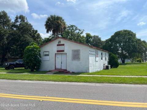 929 S Deleon Avenue Titusville FL 32780