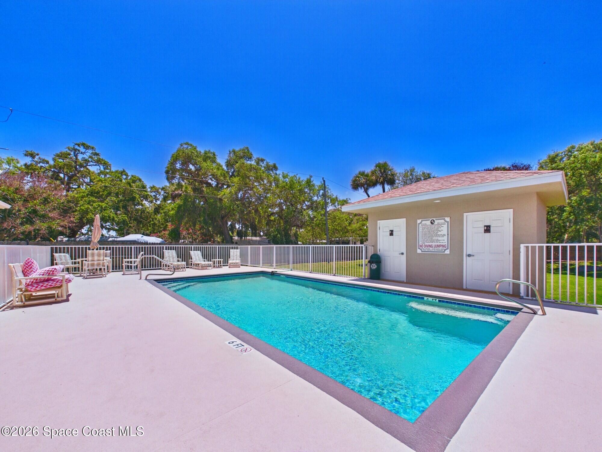 131 Majestic Bay Avenue