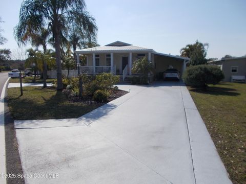 A home in Barefoot Bay