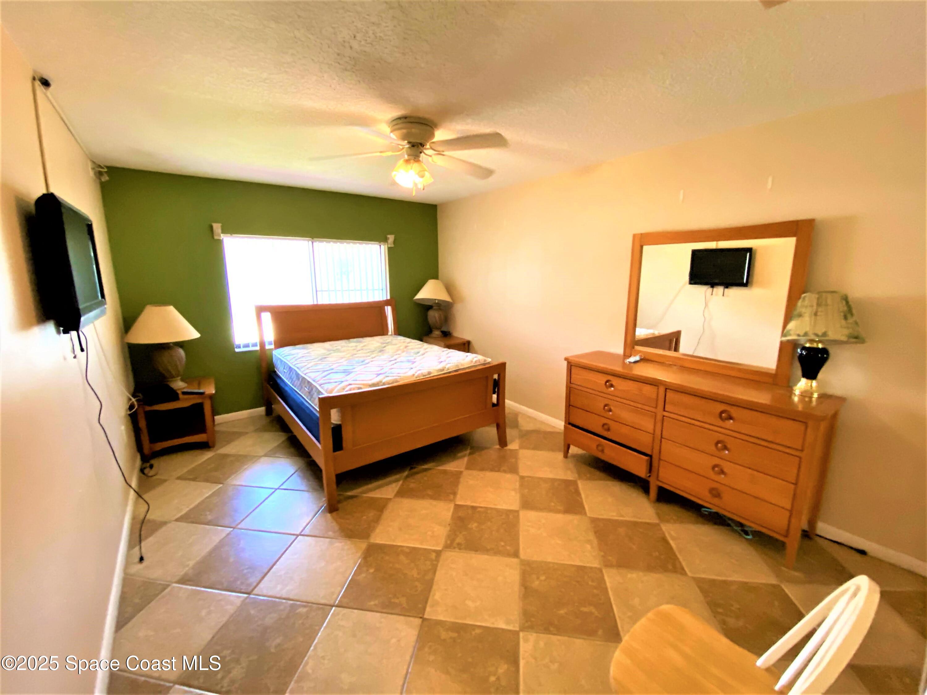 22 Tulip Avenue 330